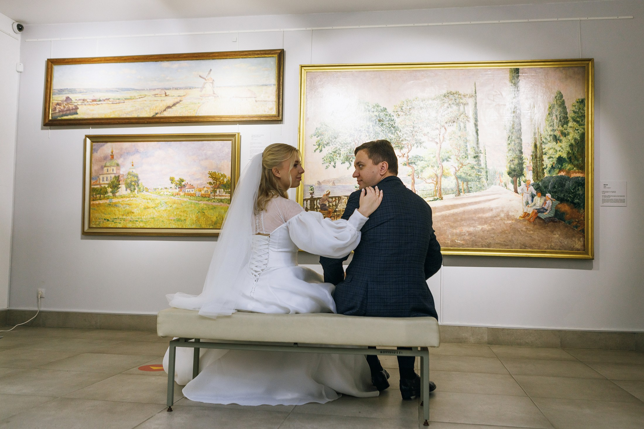 Егор и Екатерина. Осень, музей Машкова. Фотографы в городе Волгограде — Людмила Агеева и Алексей Околелов