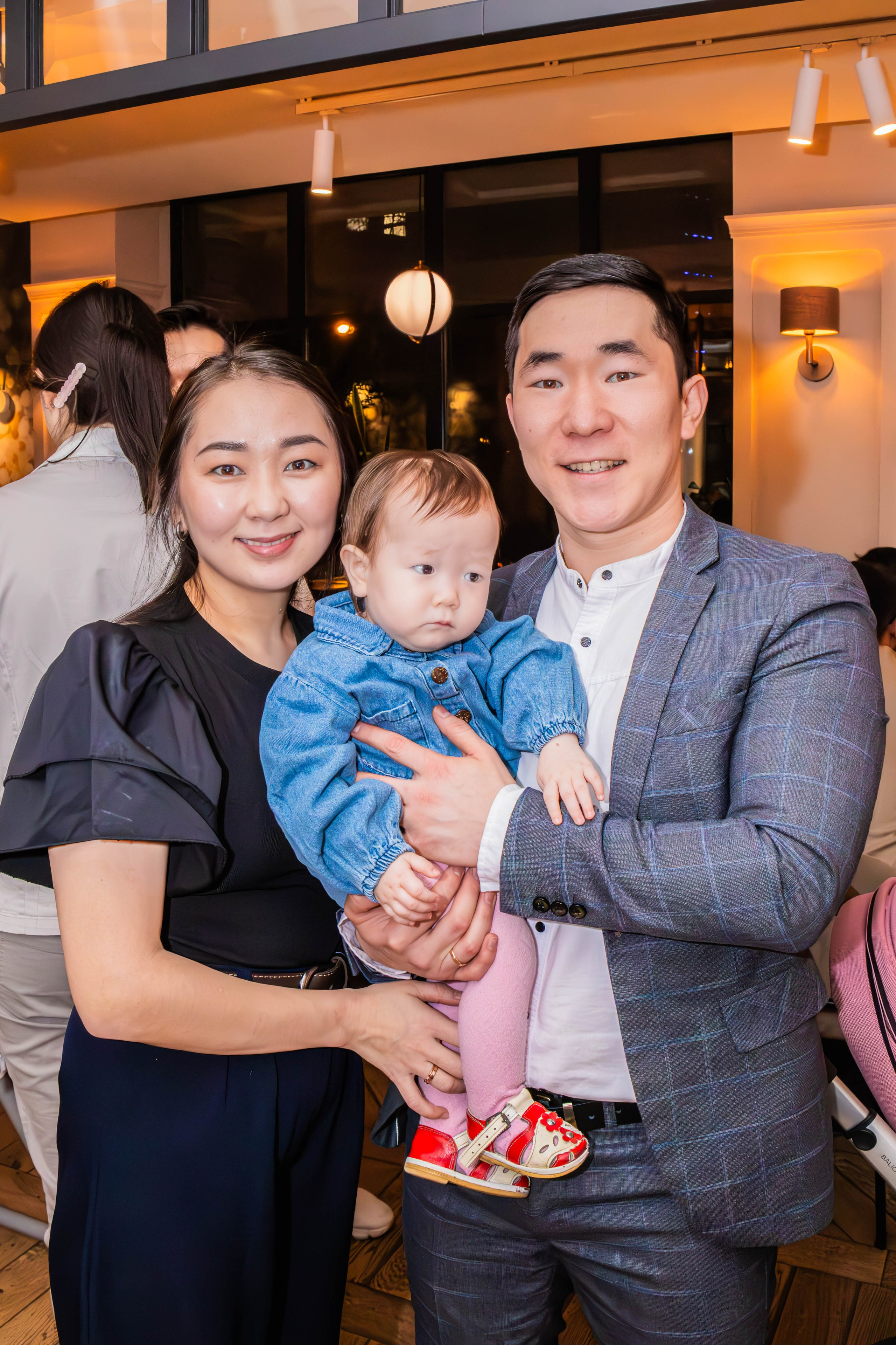 Съёмка в ресторане на День рождения для Булата. Семейный и свадебный фотограф в Москве и Домодедово Анна Авилочкина