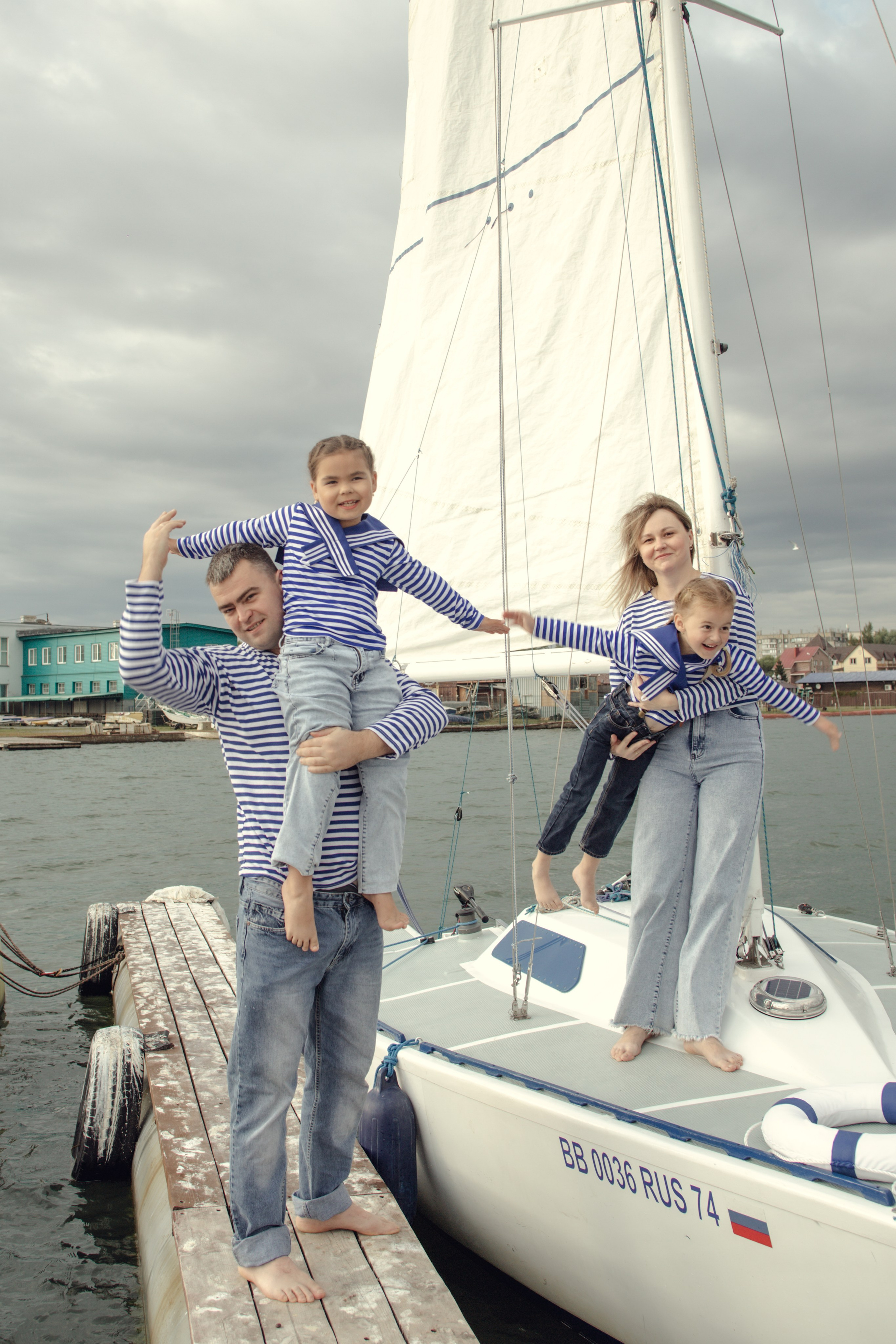 Андрей + Наталья и сестрёнки Вика и Оля. Фотограф Елена Бухонина Челябинск