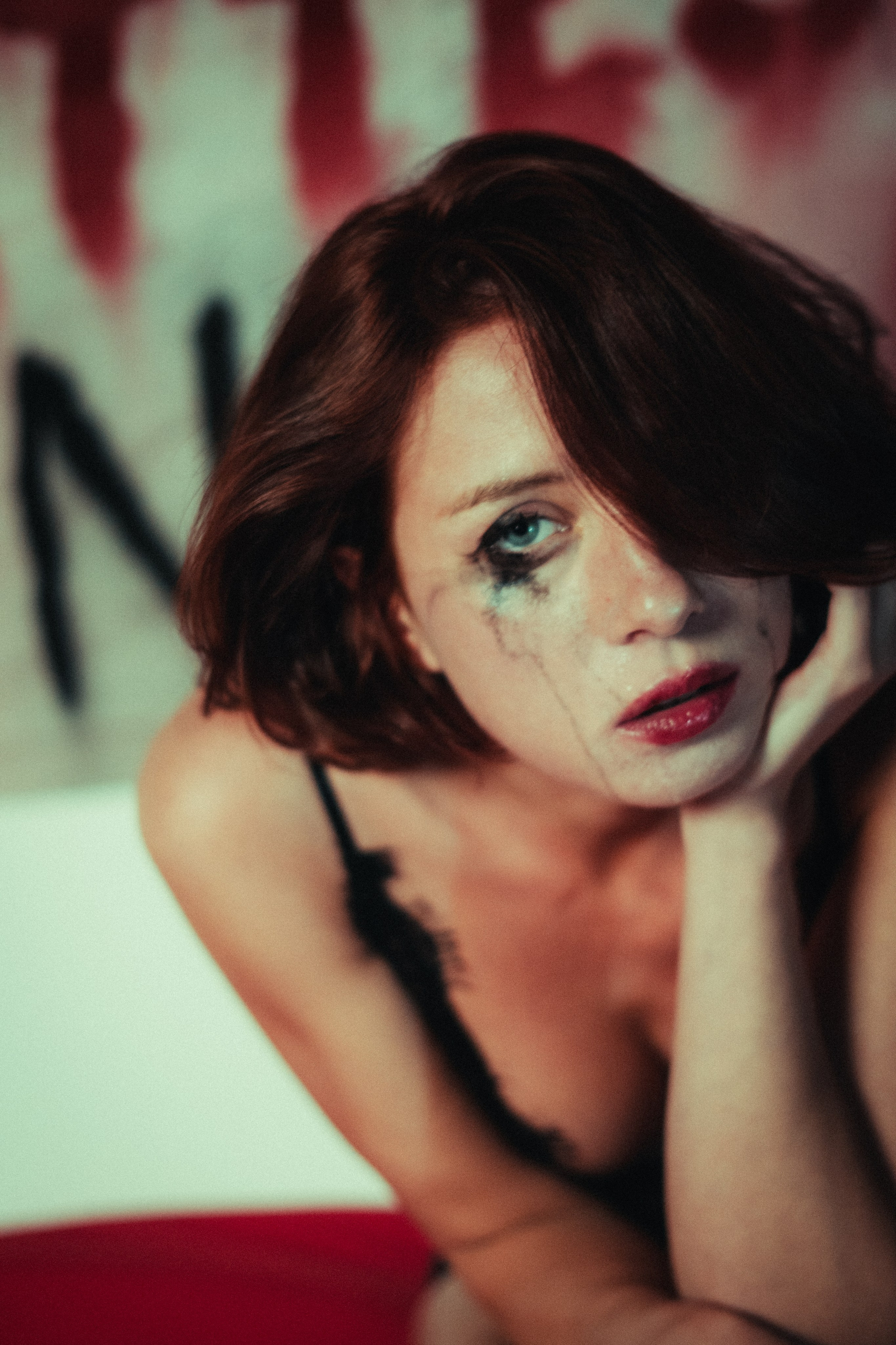 Des millions pour vos bombes des miettes pour nos vies. Фотограф Париж / Photographer Paris