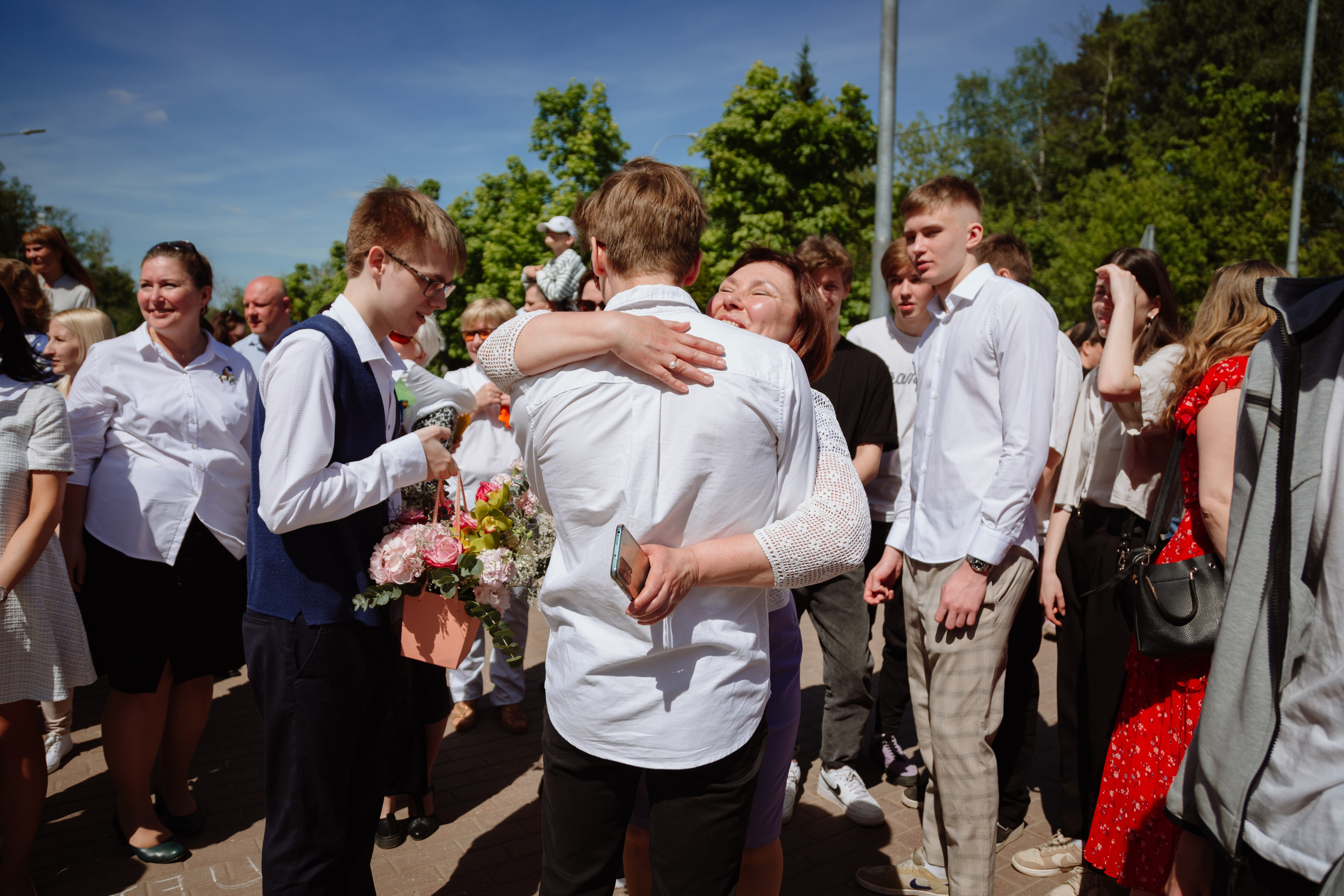 Последний звонок 2024 (2 часа фотосъемки). Профессиональный фотограф Надежда Антонова