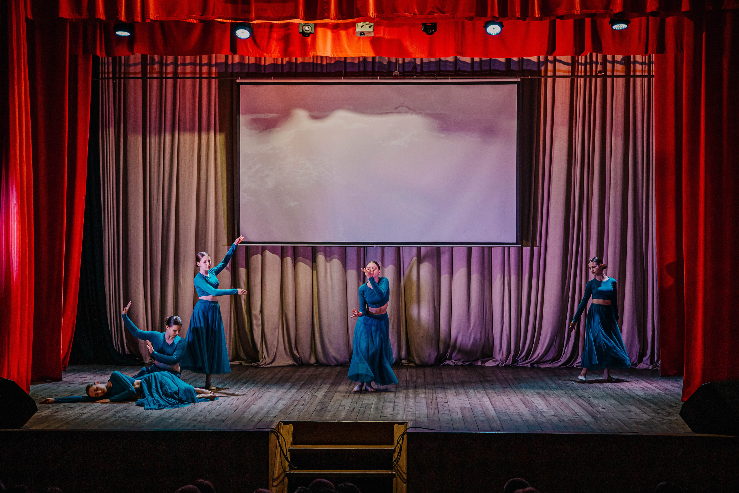 Отчетный концерт хореографического коллектива Пульс!. Фотограф Дарья Маташкова