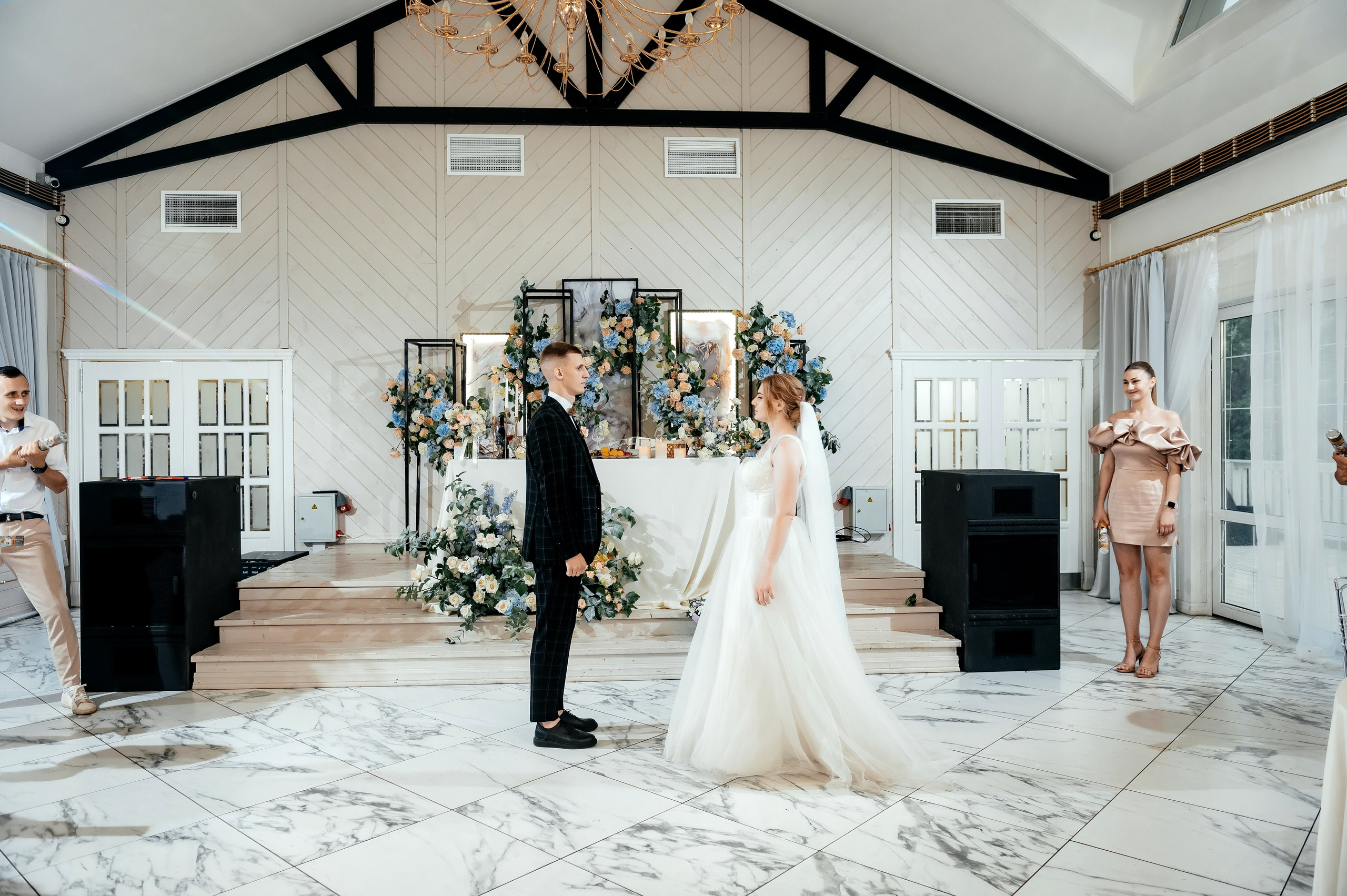 Свадьба в Усадьбе Гребнево, Щелково. Свадебный и семейный фотограф Виктория Носачёва. Щелково, Москва и МО