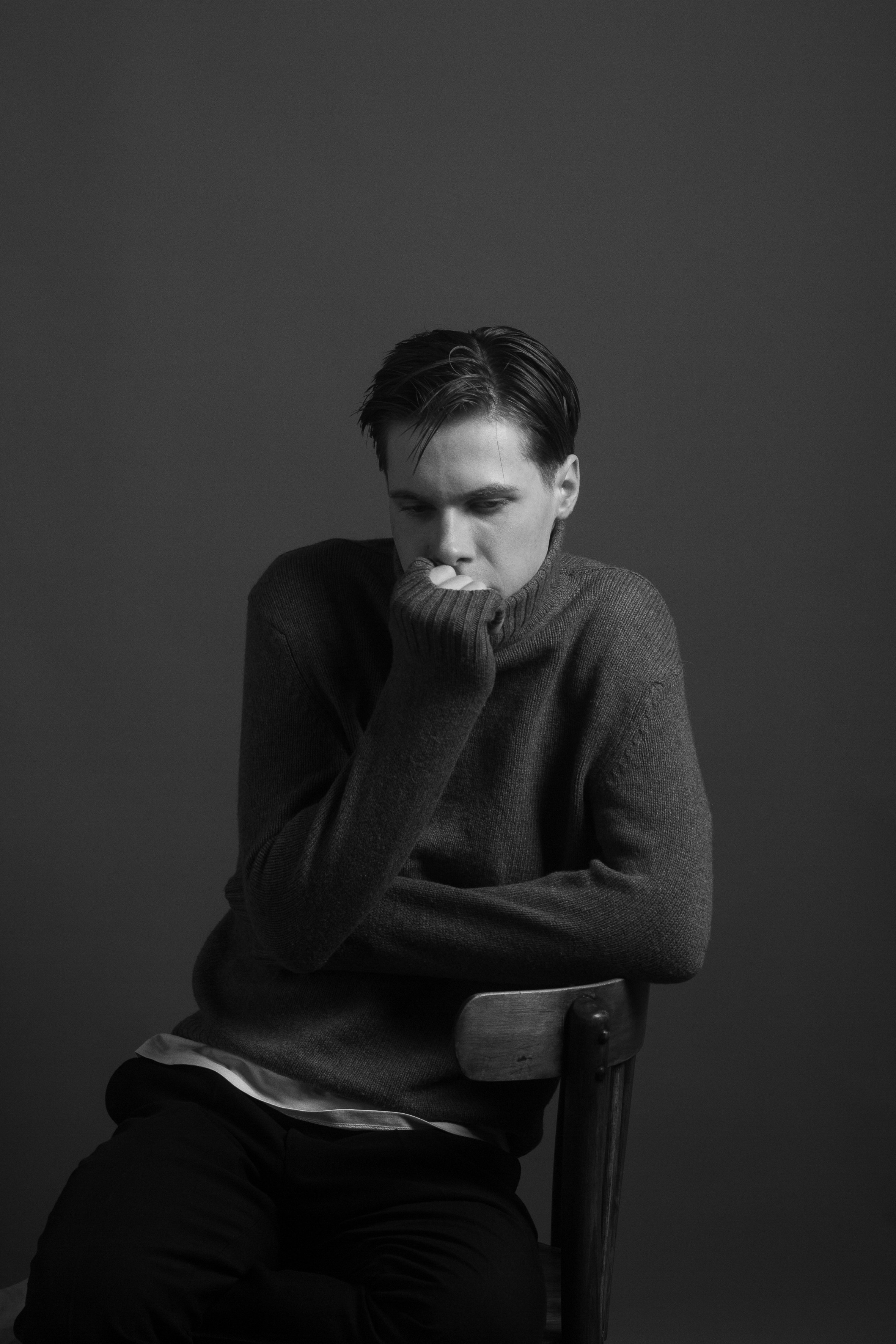 Макар, актер рекламы. Контент-фотограф для творческих единиц и мастеров в Санкт-Петербурге