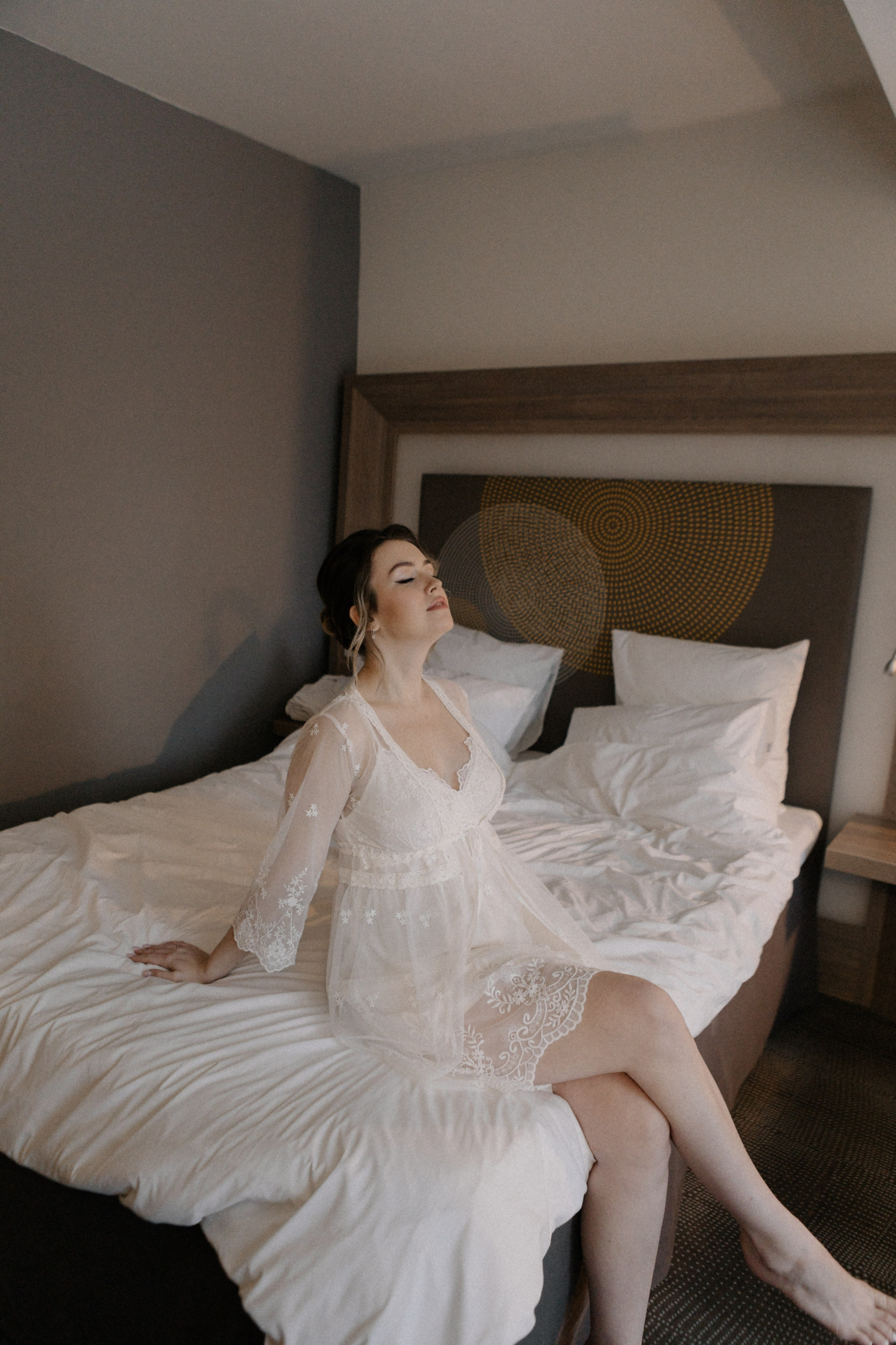 Ксюша и Илья. Утро в отеле роспись в Birds. Свадебный и портретный фотограф в Москве Анастасия Масюк