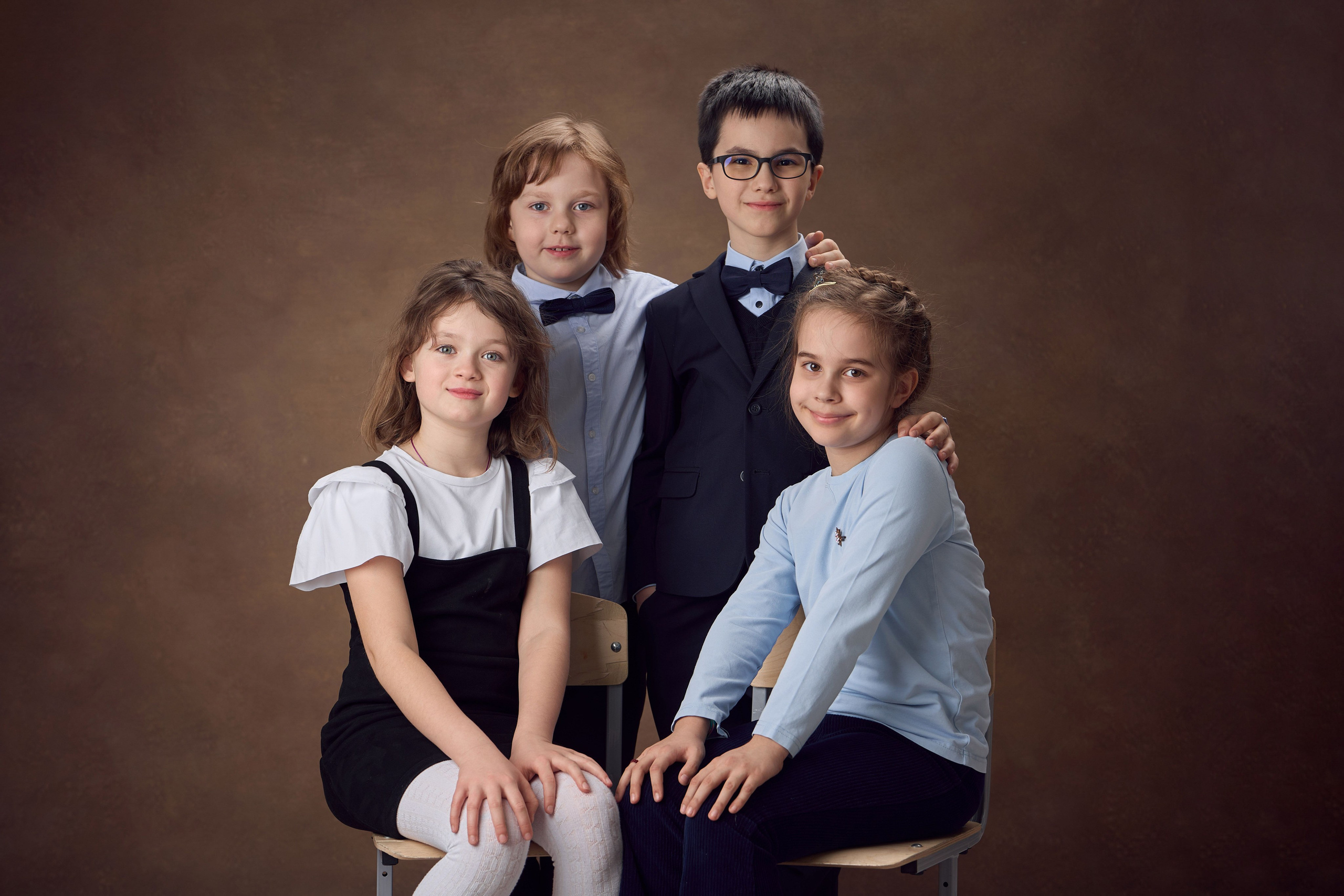Общее фото в 3 классе, виньетка и портретная фотосъёмка. Фотограф Евгений Опарин