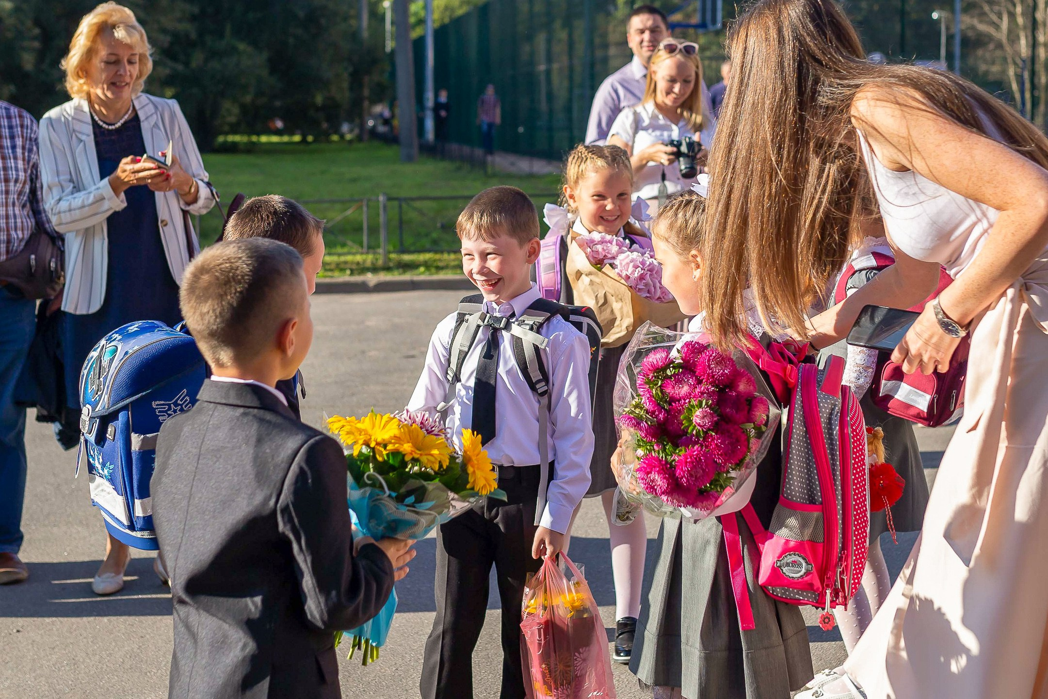 Линейка 1 сентября. Свадебный и Репортажный фотограф в Санкт-Петербурге