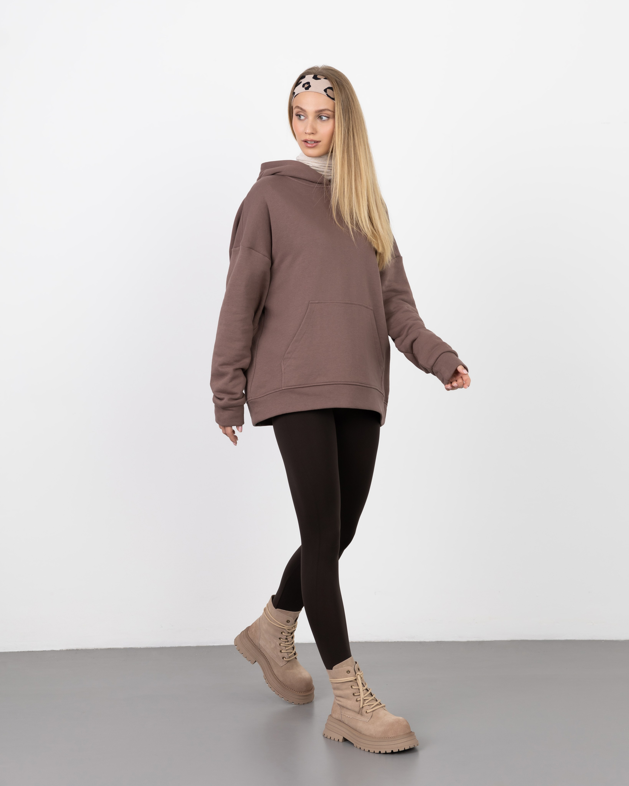 WB: Closius | Худи и зипки. Главная