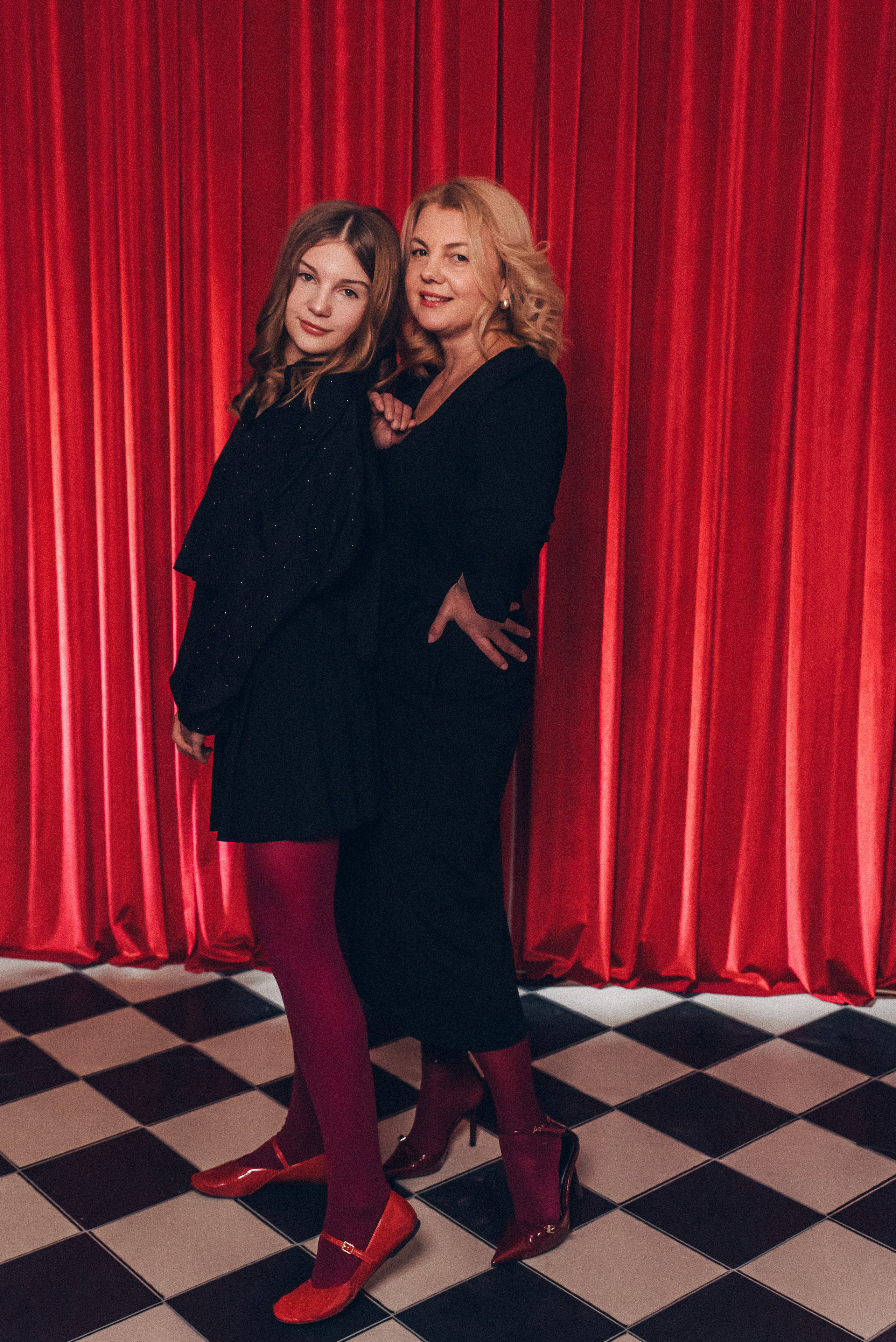 ИРИНА и АЛИСА. Ольга Козлова фотограф Волгоград olkiny-fotki.ru