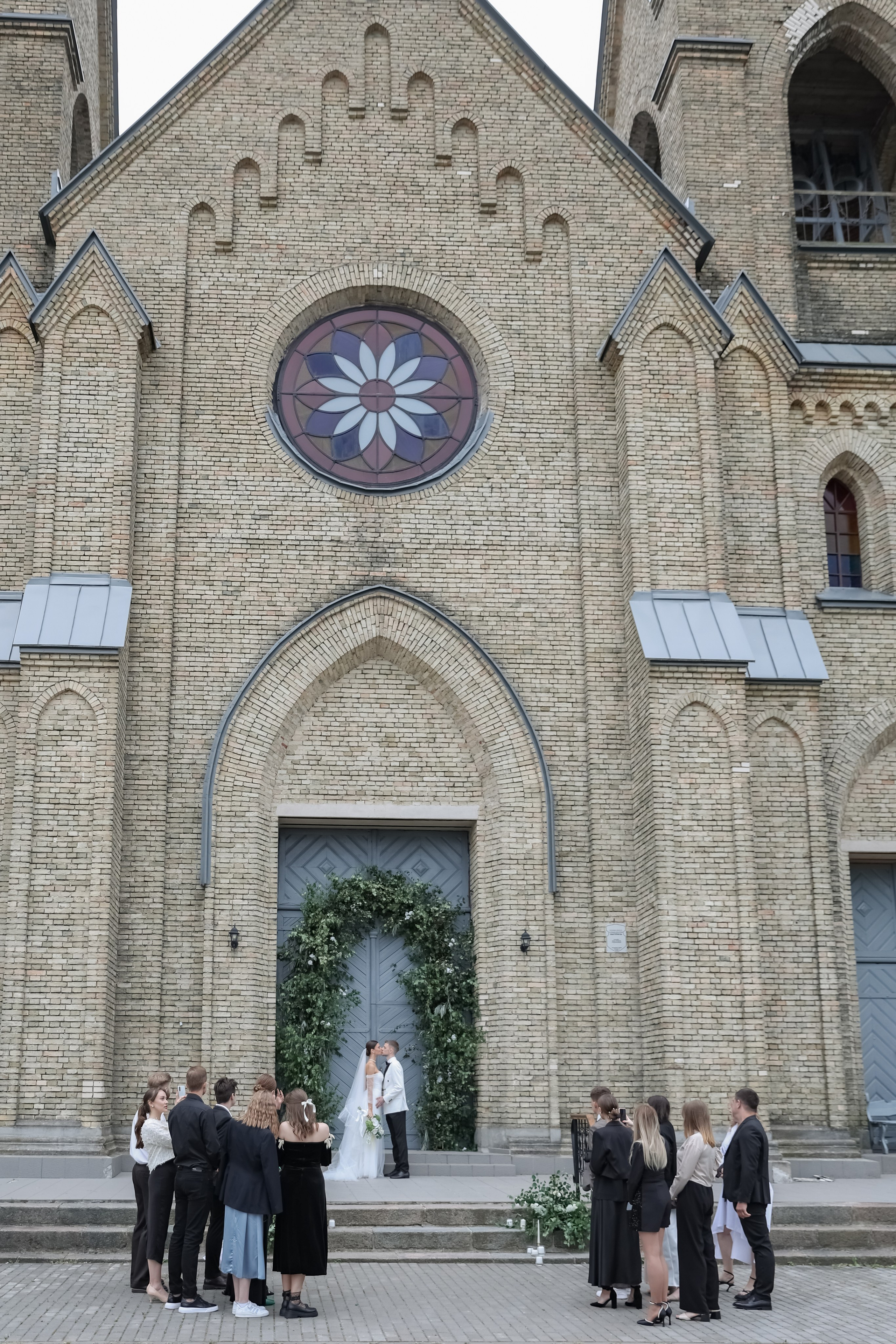 Кирилл и Виктория. Свадебные фотограф и видеограф в Минске Голдосовы Марина и Вадим