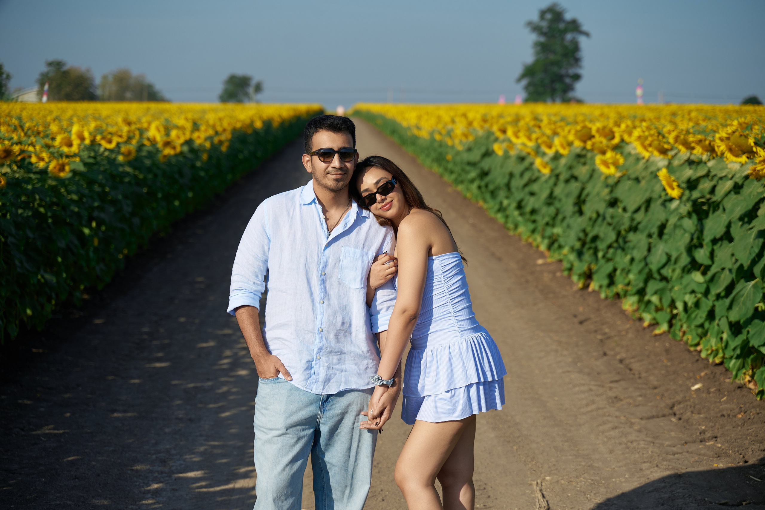 Love in the field. Photographer Bangkok — Pattaya | фотограф Бангкок — Паттайа