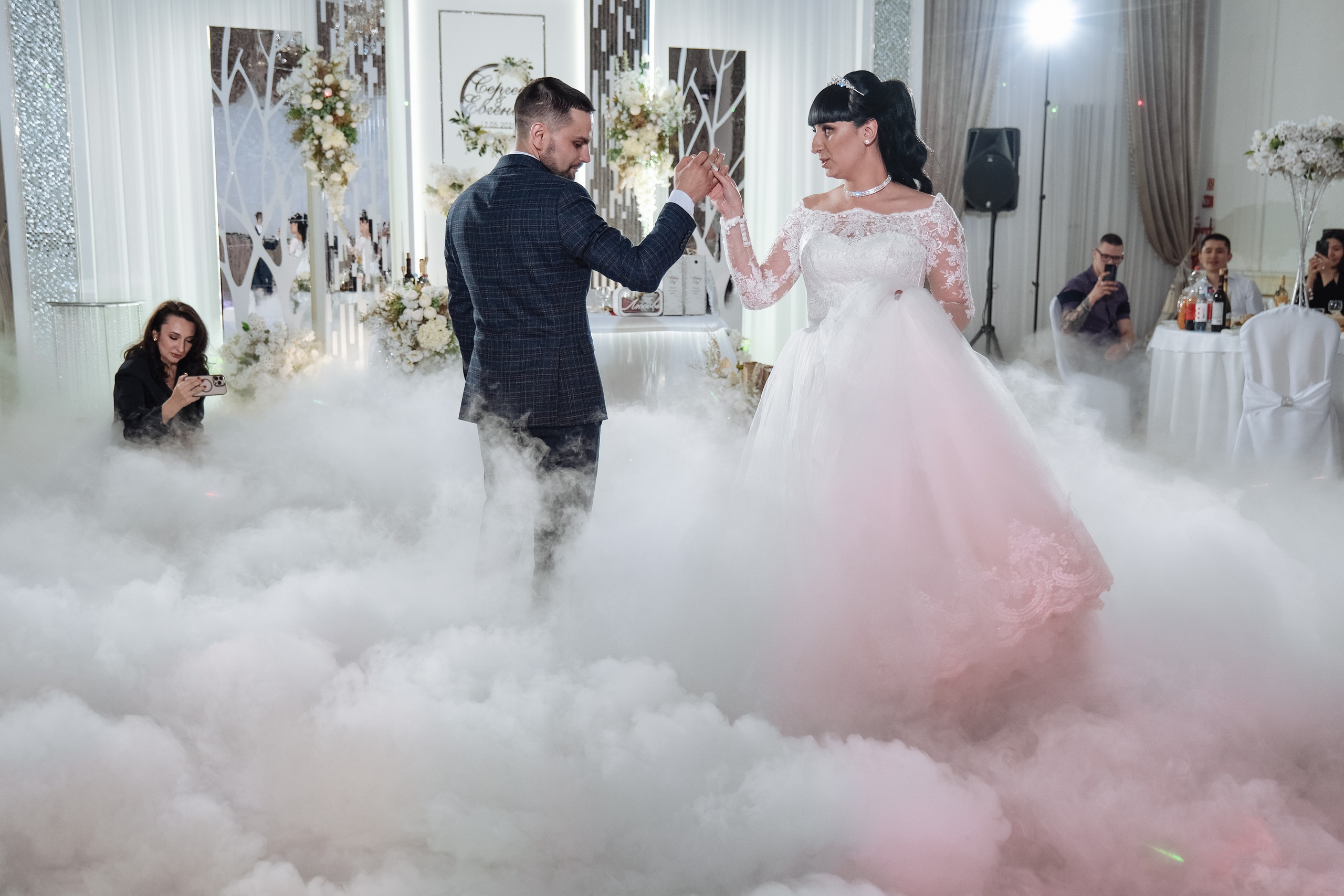 Сергей и Евгения_свадебная фотосессия в Версале. Свадебный фотограф в Челябинске Сырчикова Наталья