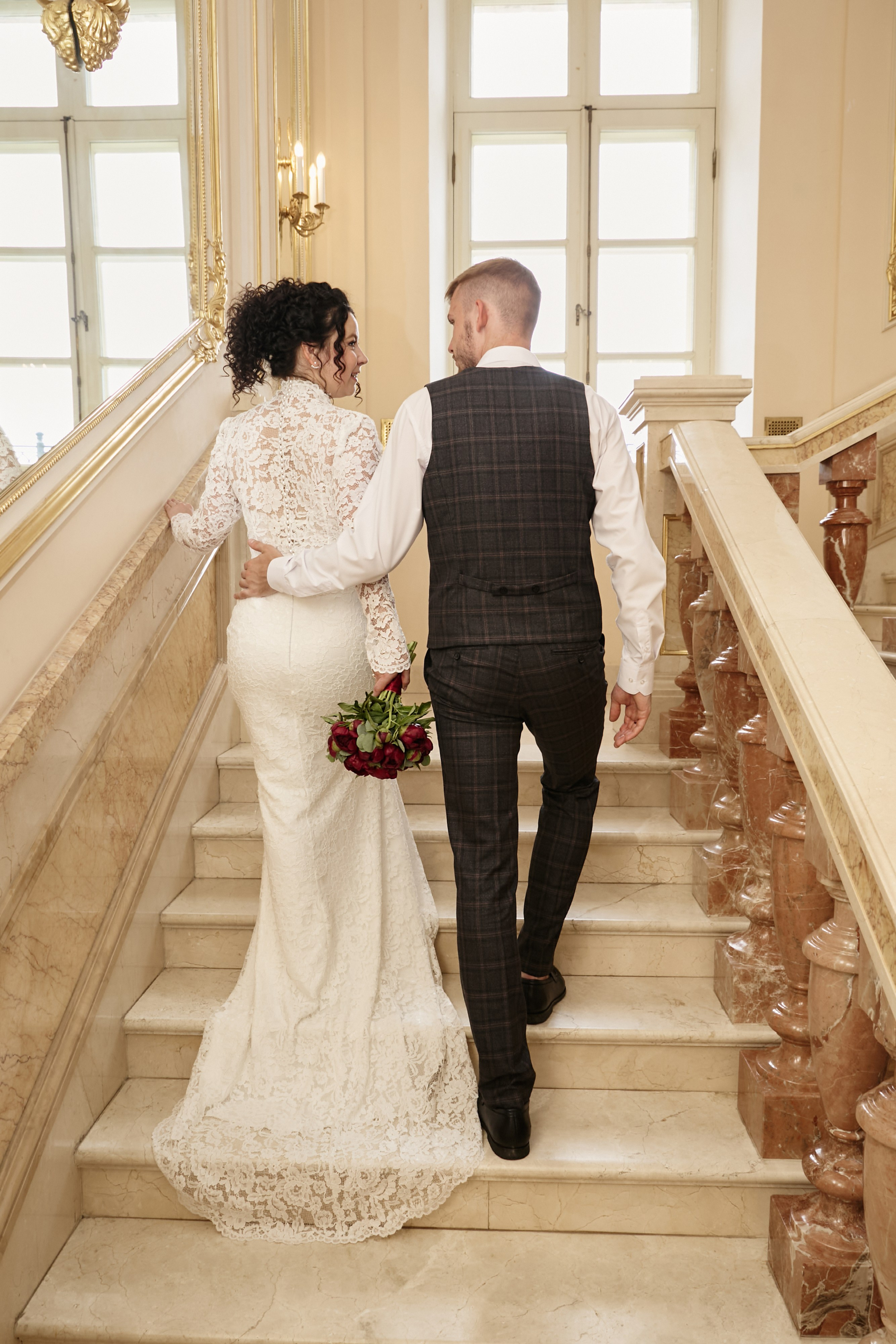 Иван и Юлия. Анонс свадьбы ЖК «Южная битца», роспись в парке «Царицыно». Фотограф и свадебный фотограф в Москве