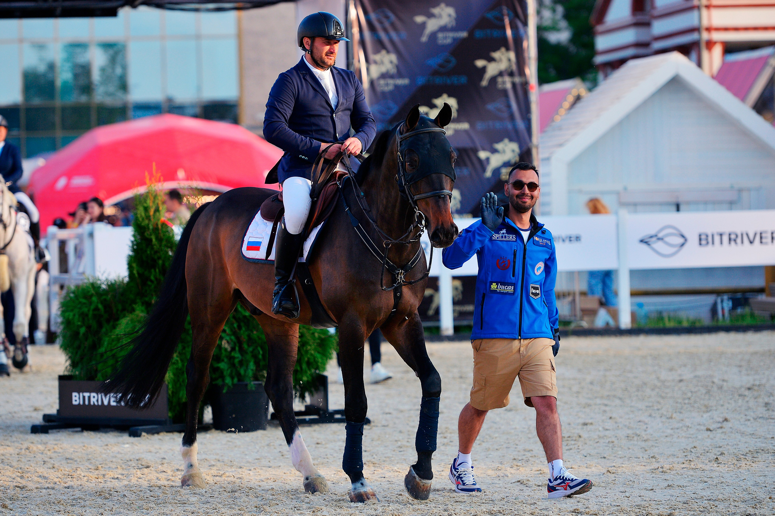 Репортаж Bitriver. Конный фотограф Alesya Safe