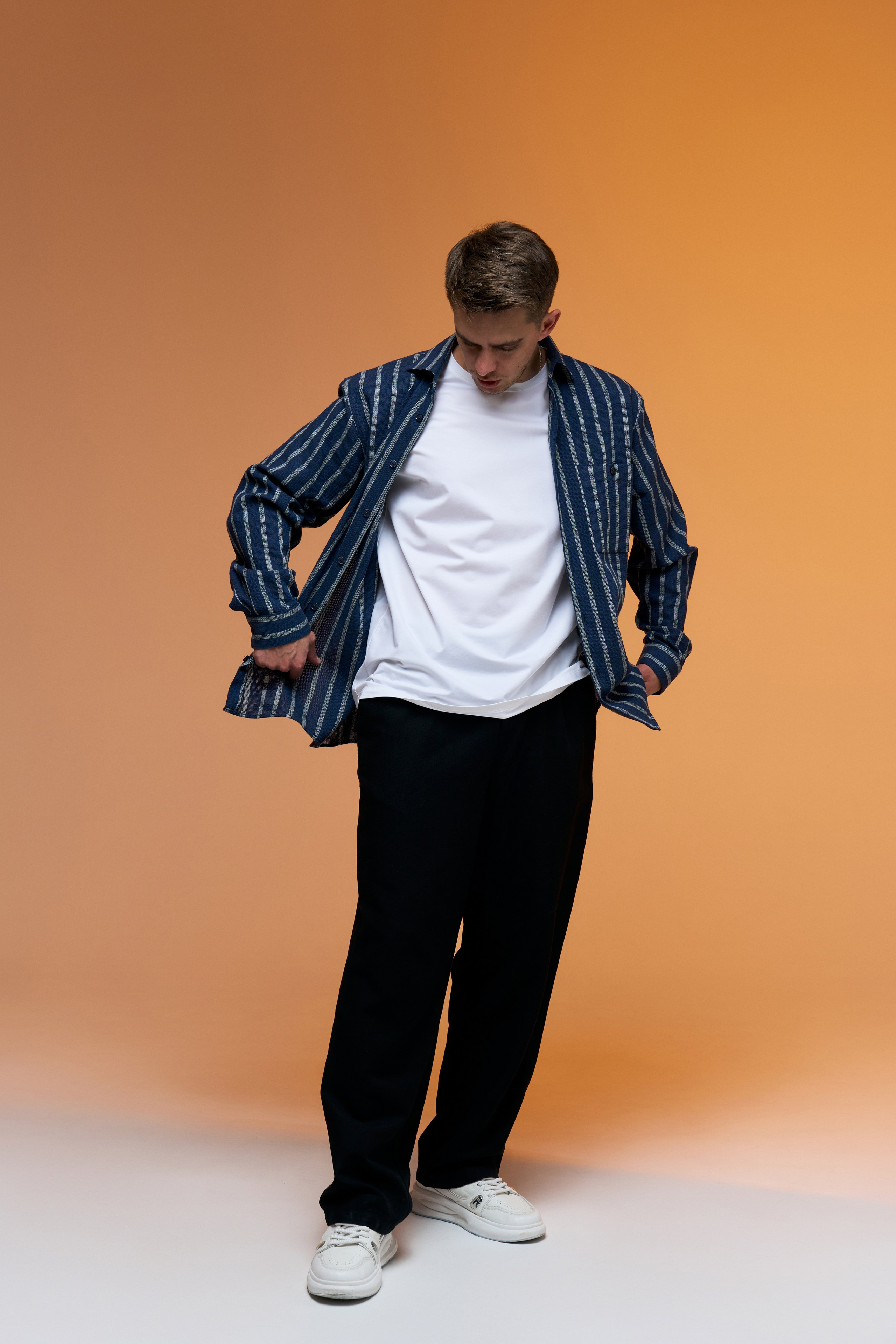 Студийная для бренда. Иван Упоров — фотограф, рилсмейкер чебоксары