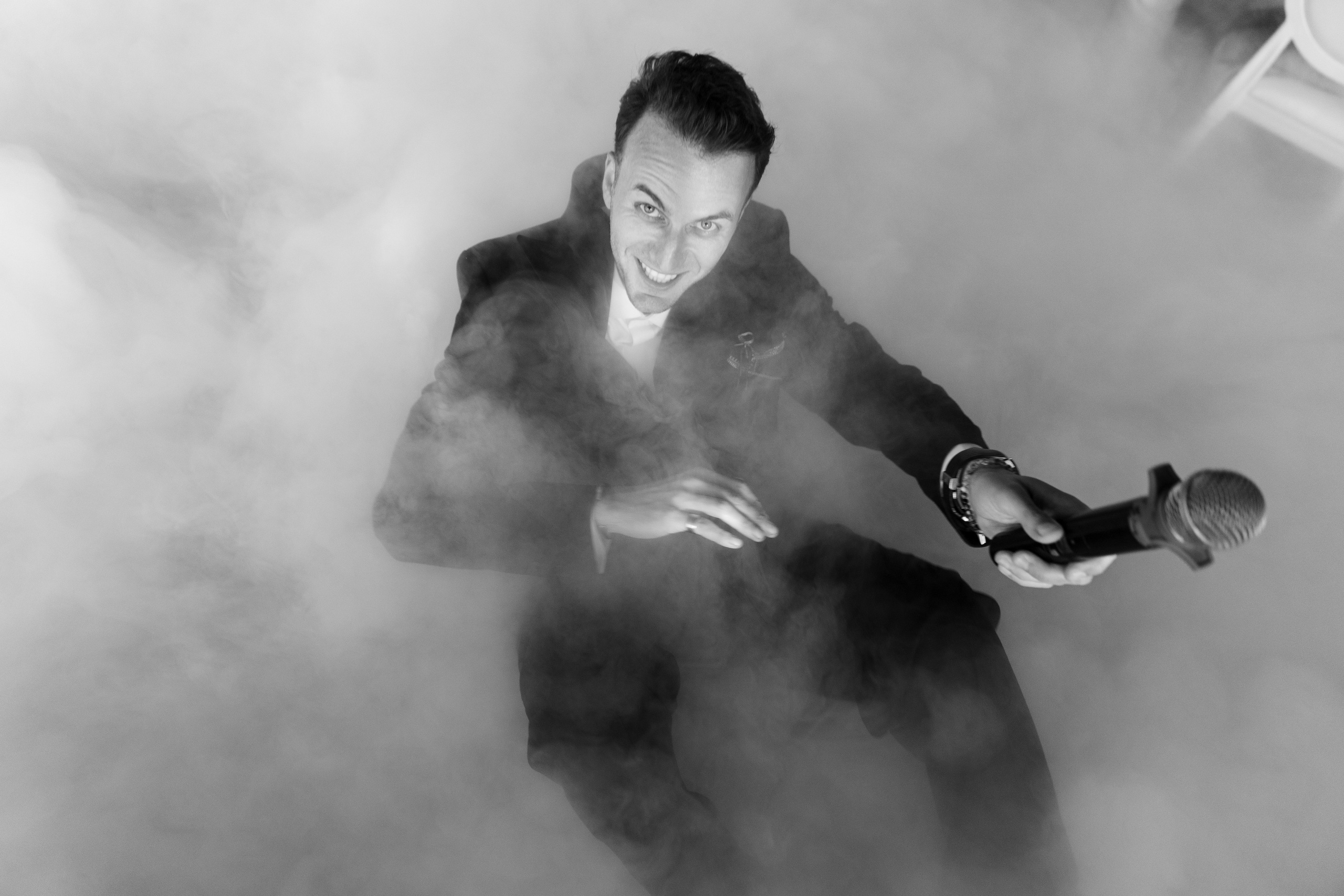 Свадебная фотосъемка Влада и Анны в филармонии Нижнего Новгорода