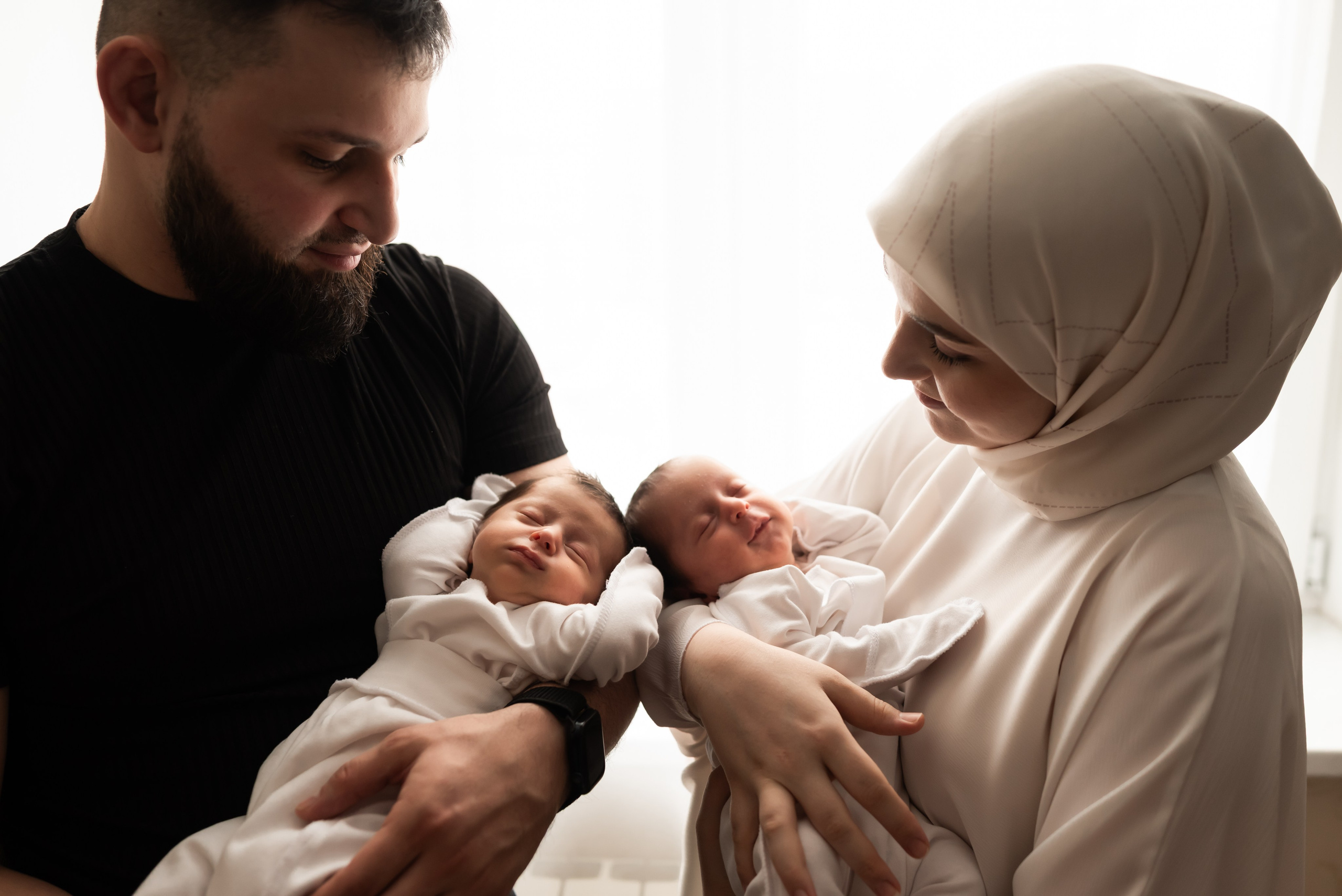 NEWBORN ДВОЙНЯШКИ. Фотограф Ксения Огородова портфолио