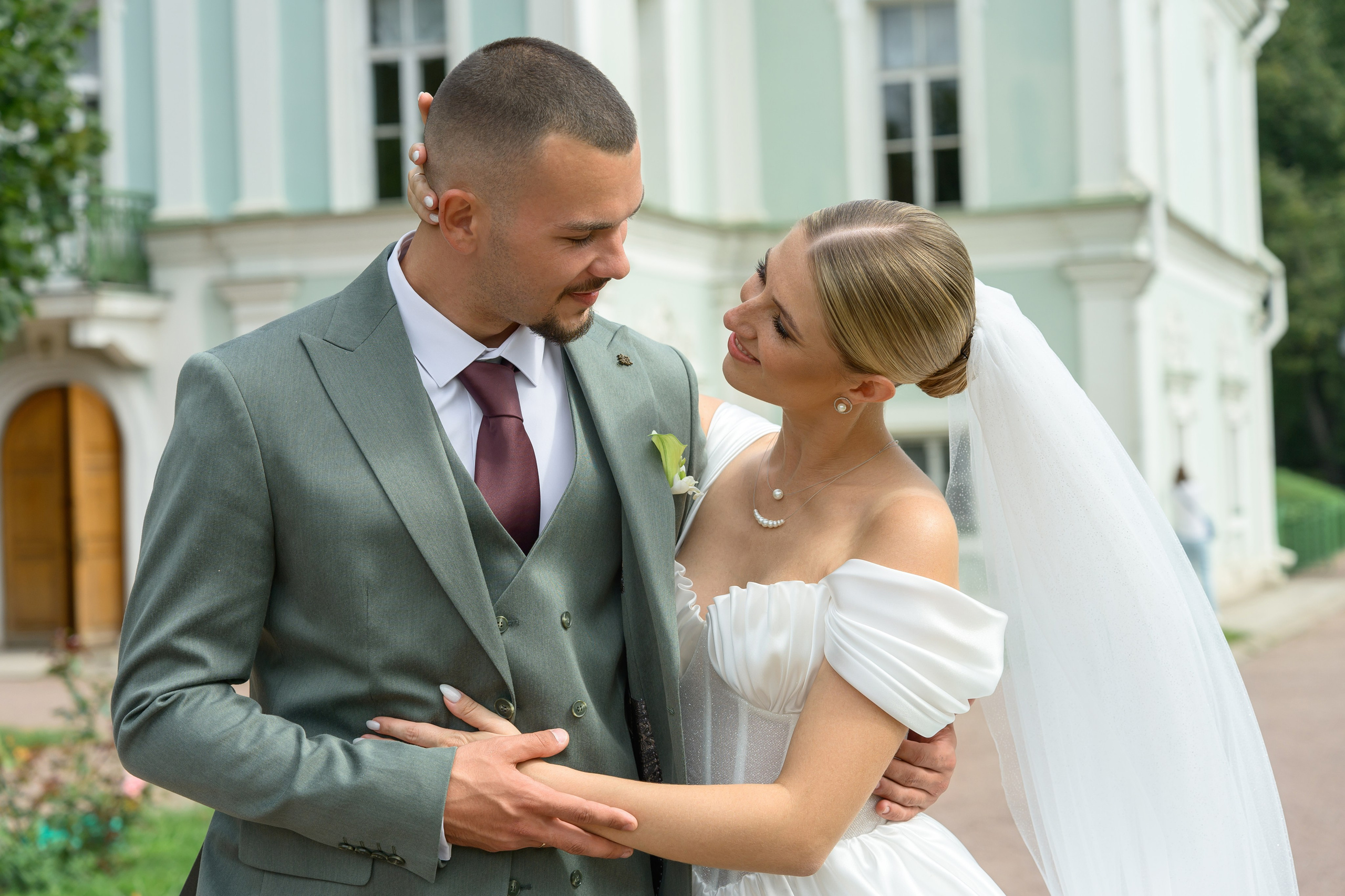 Свадебная фотосессия в отеле «Милан». Свадебный фотограф Москва Юрий Кульман