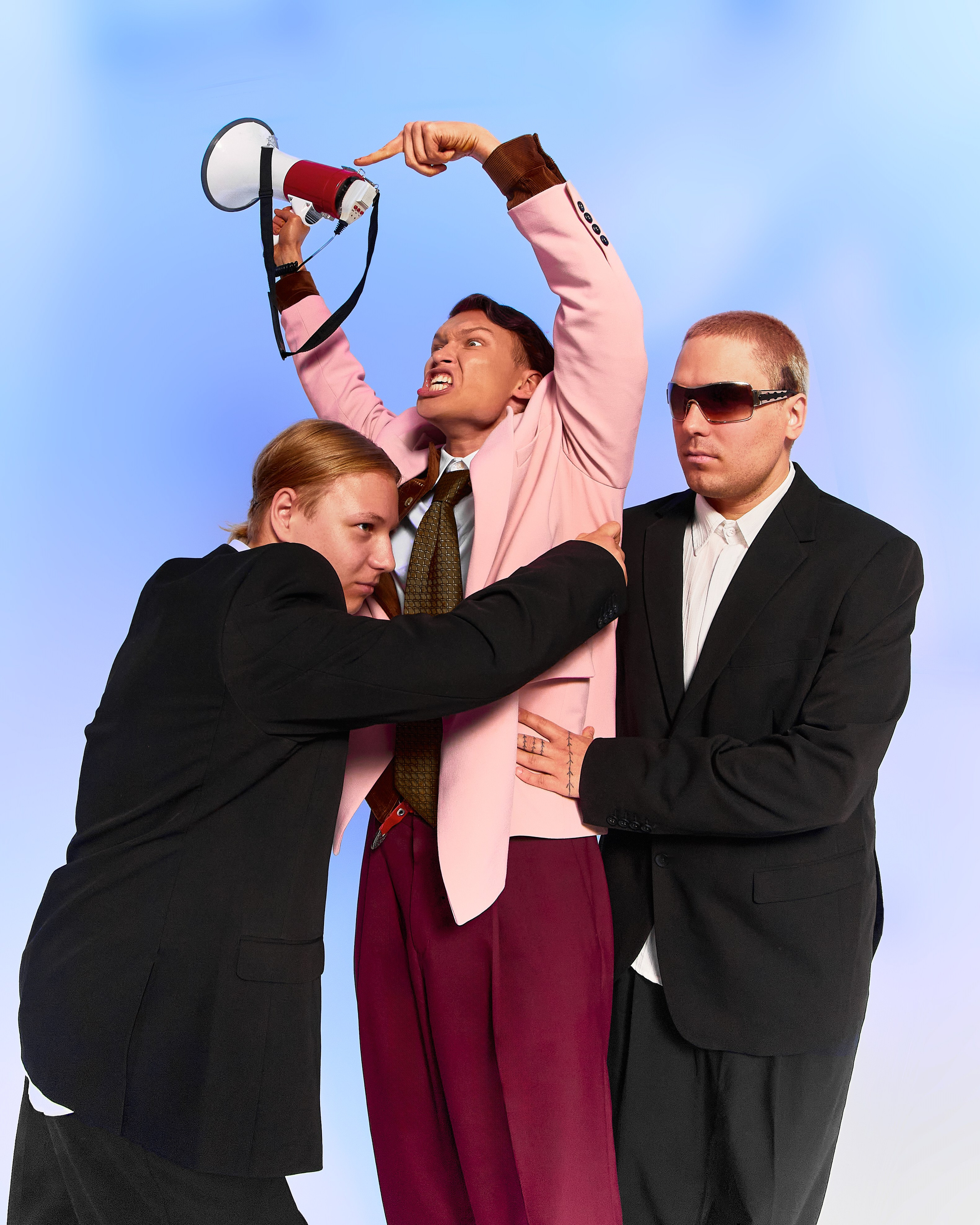 Winturov. Святослав Лебедев | Рекламный фотограф — Коммерческая съемка, Арт-дирекшн, AI-интеграция