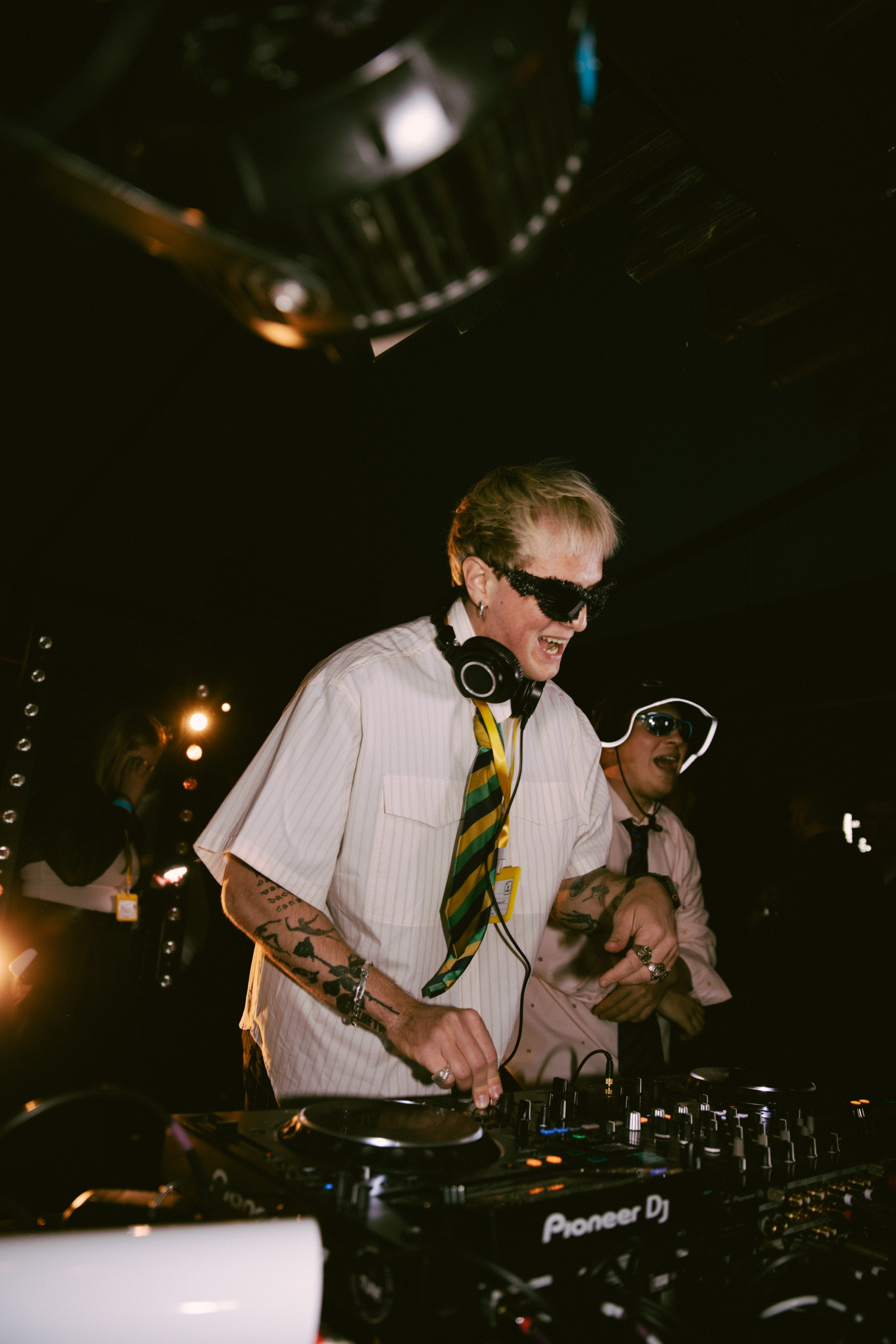 PARTIES. DRIPSTOCK MAG