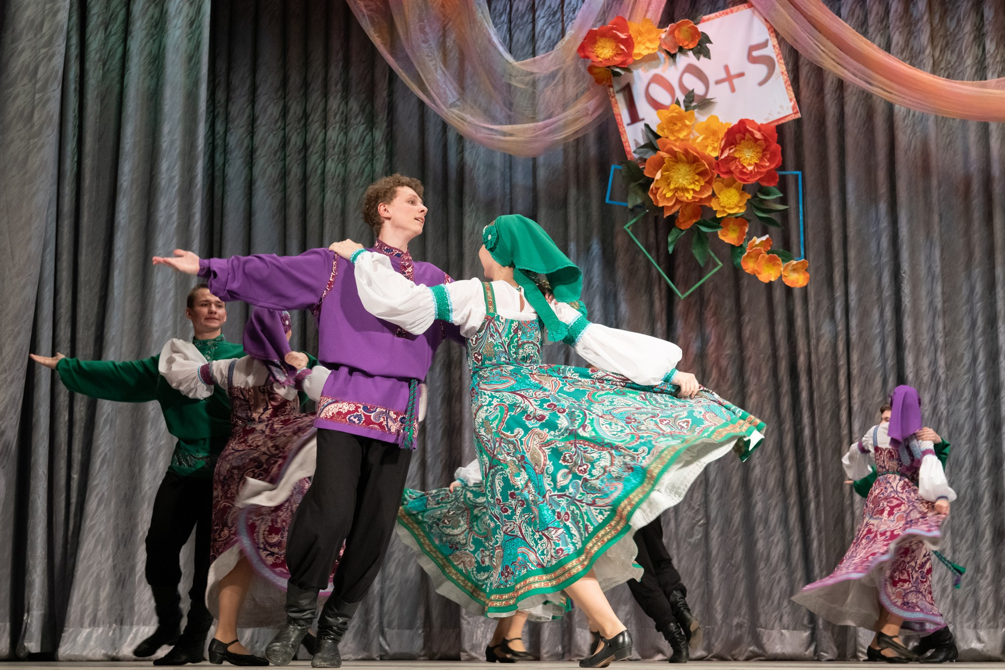 Юбилей ДК Красный Перекоп. 100+5. Фотосъёмка интерьеров и архитектуры гостиниц, промышленная съёмка