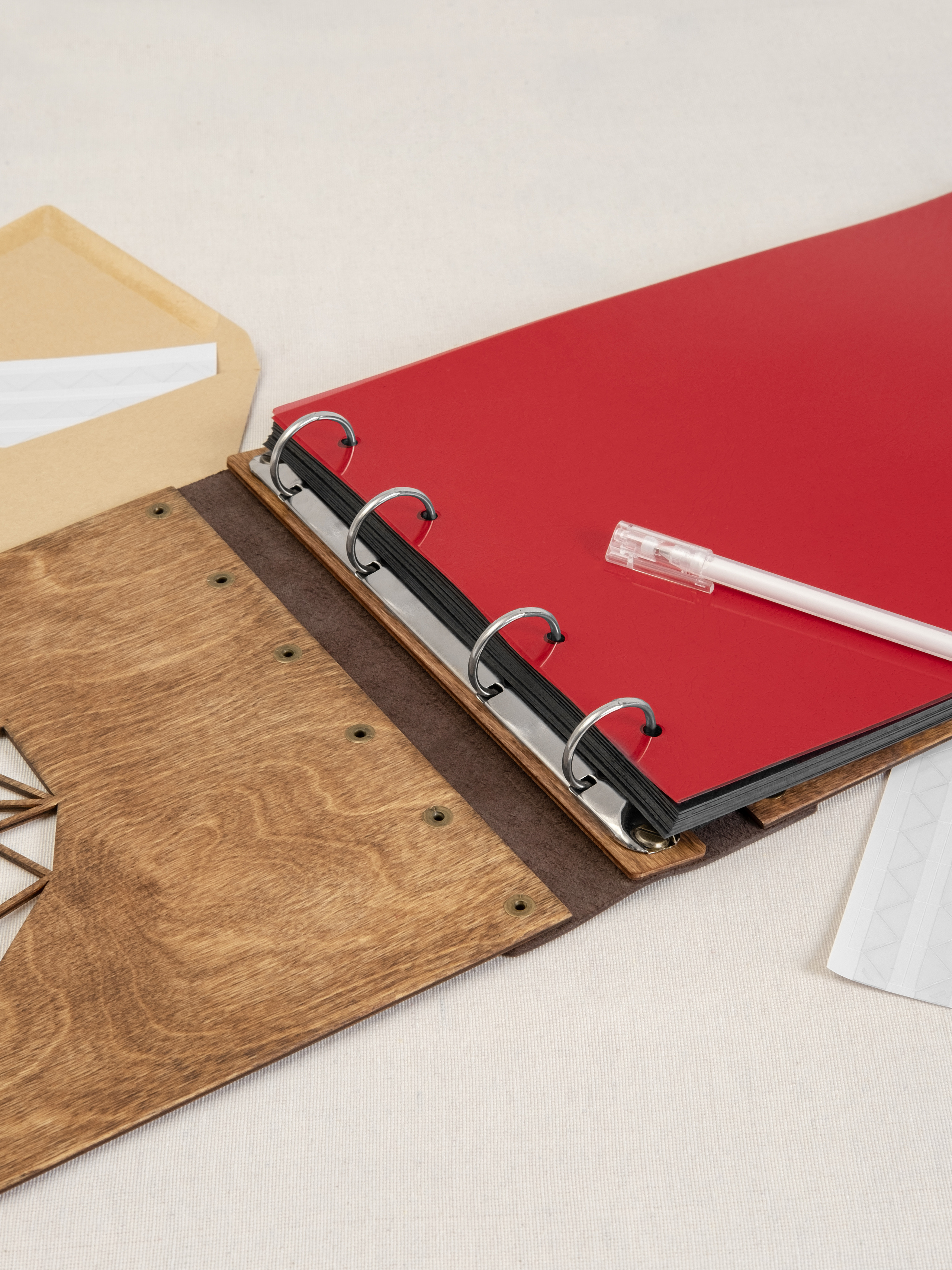 Фотосъемка альбомов, блокнотов и сертификатов. Сайт предметного фотографа Белоусовой Анны