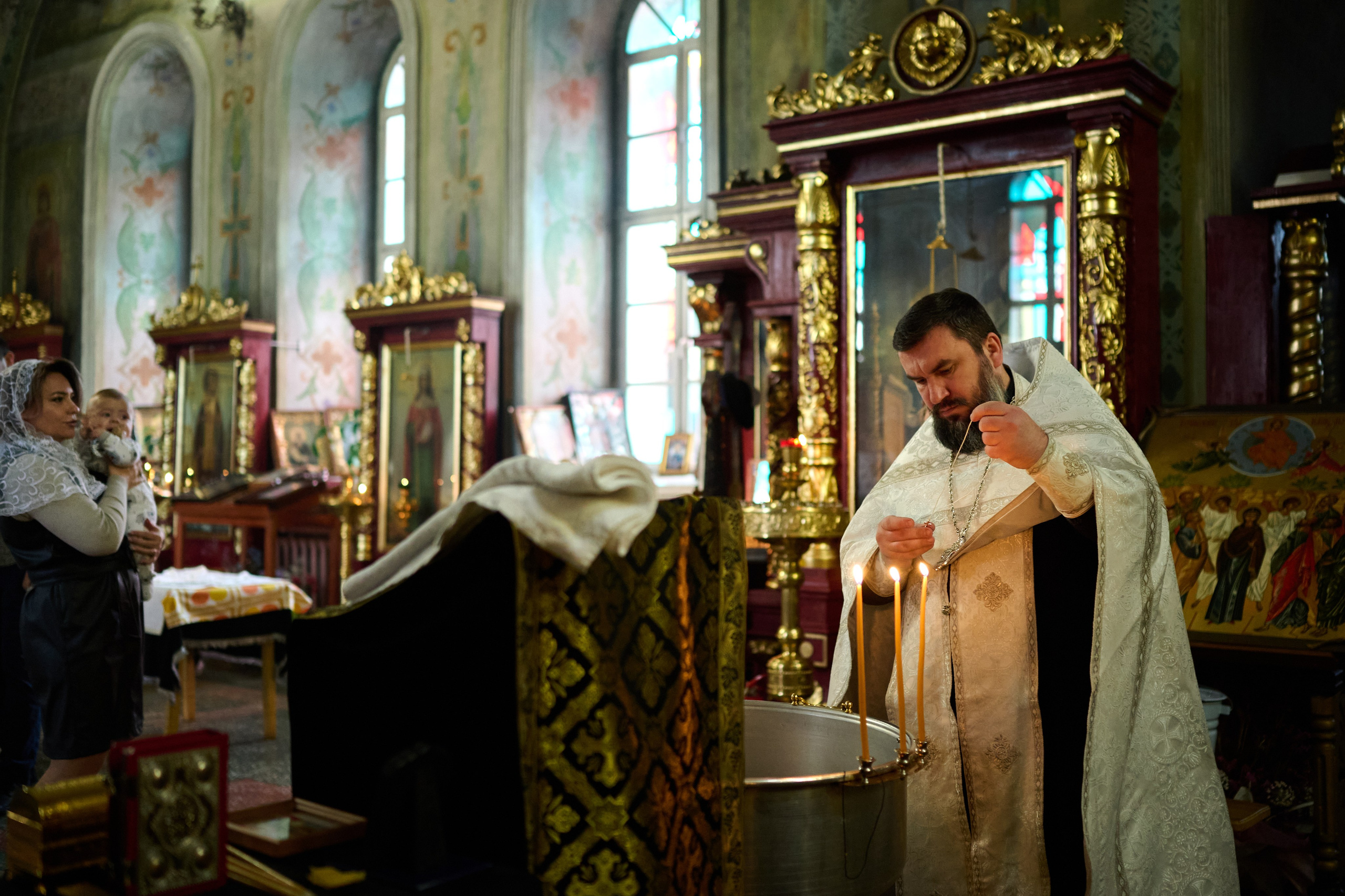 Фотосъемка крещения Саши. Профессиональный фотограф Старый Оскол, Губкин — свадьба, венчание, крещение, юбилей и день рождения