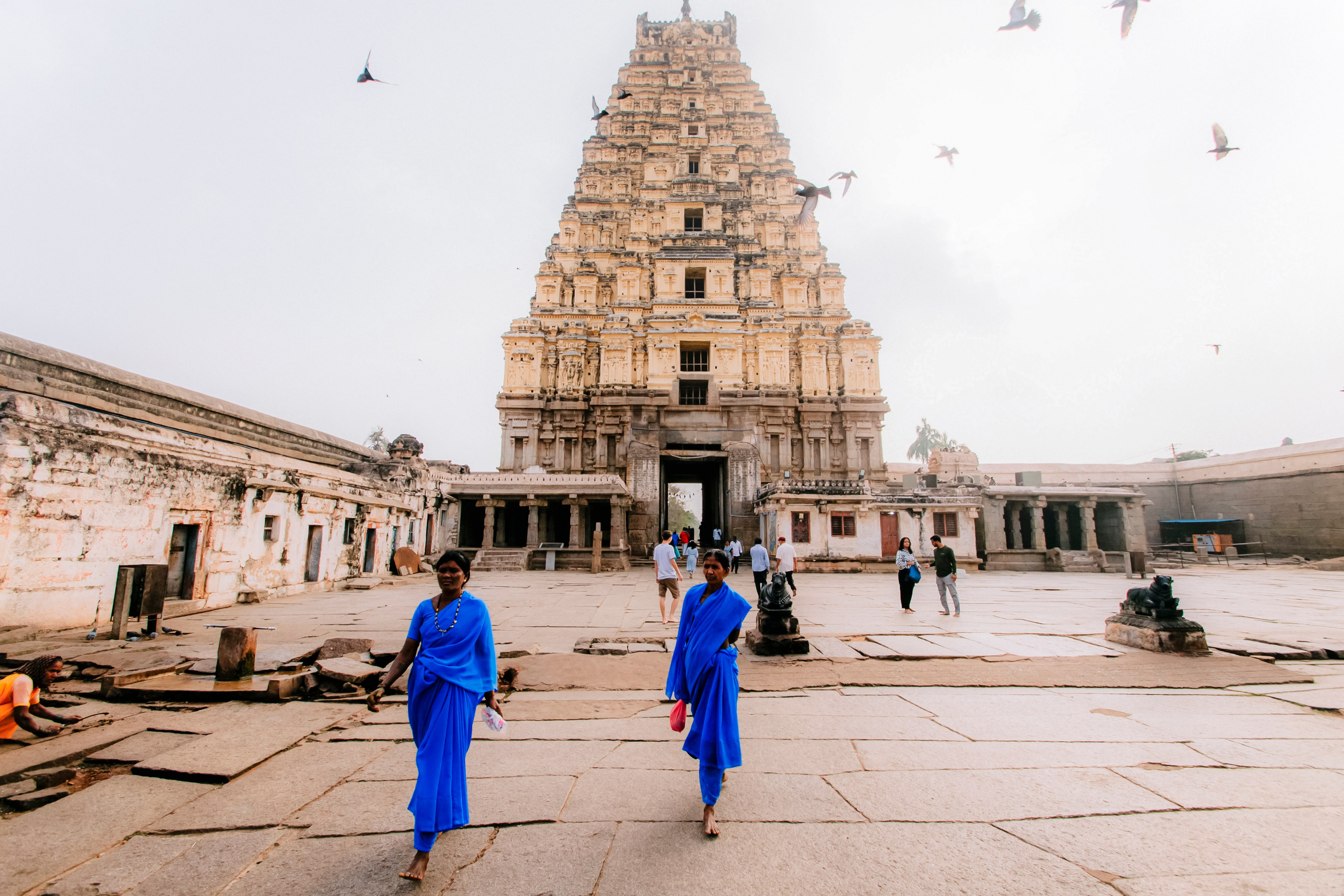 Хампи стрит фото. Iraogo
