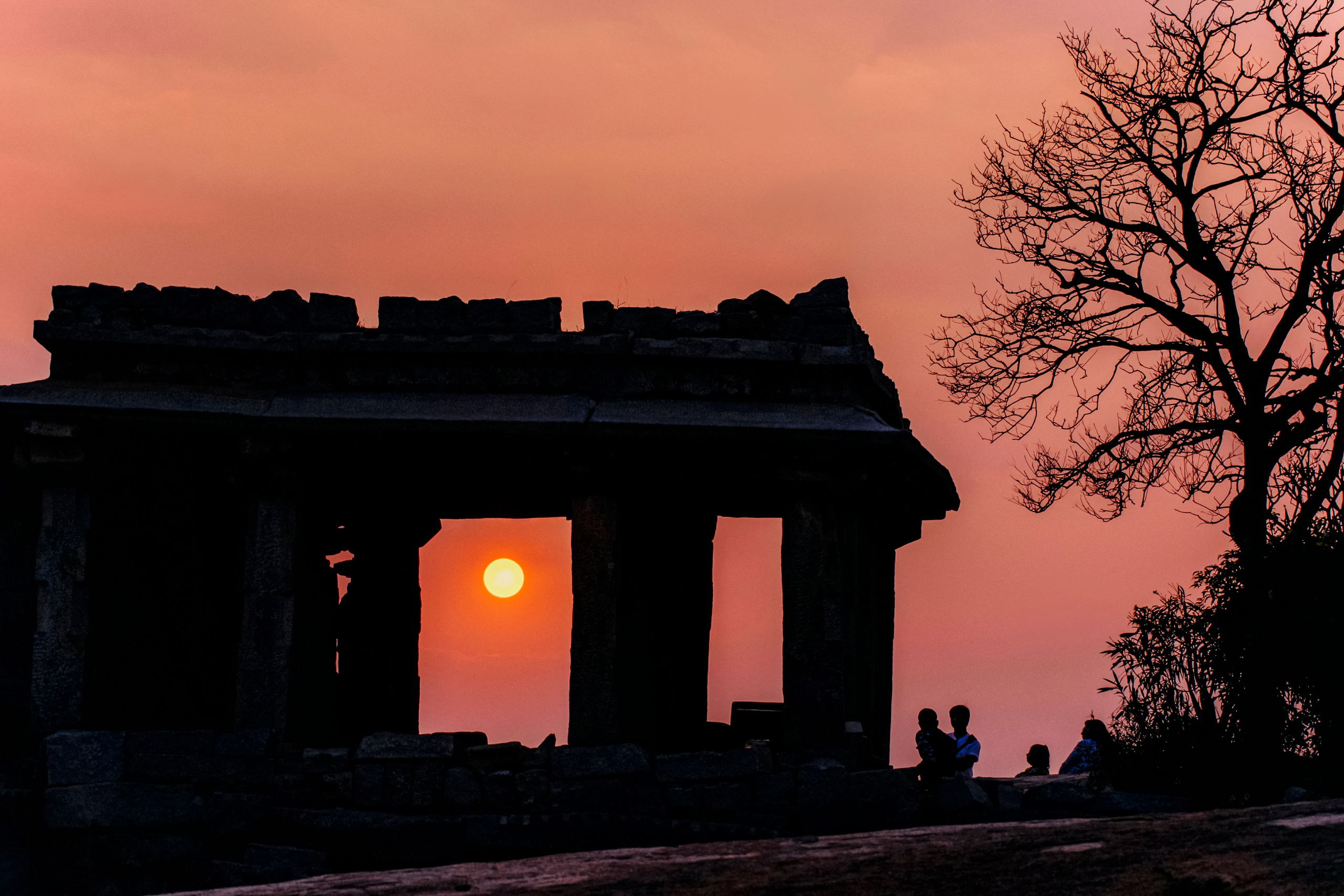 Хампи стрит фото. Iraogo