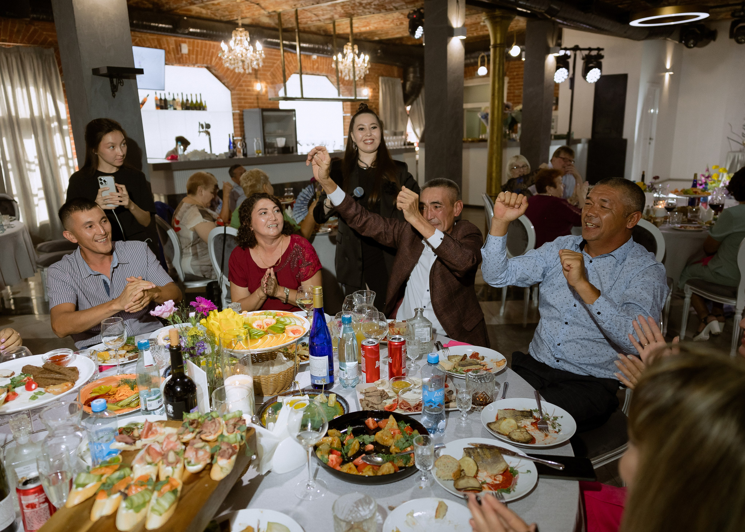 Дмитрий и Алита. Фотограф Эмиль Исякаев