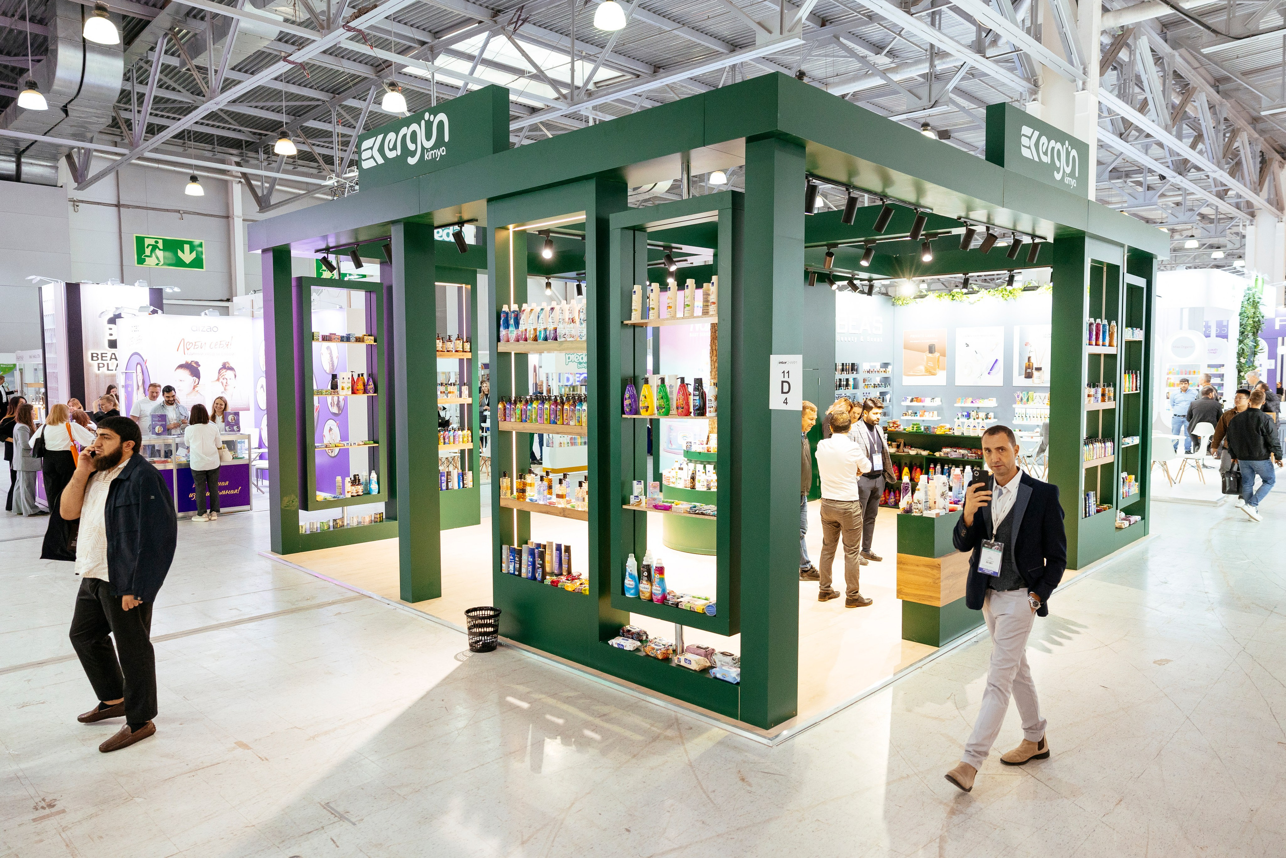 InterCHARM 2024. Фотограф Георгий Нигматулин