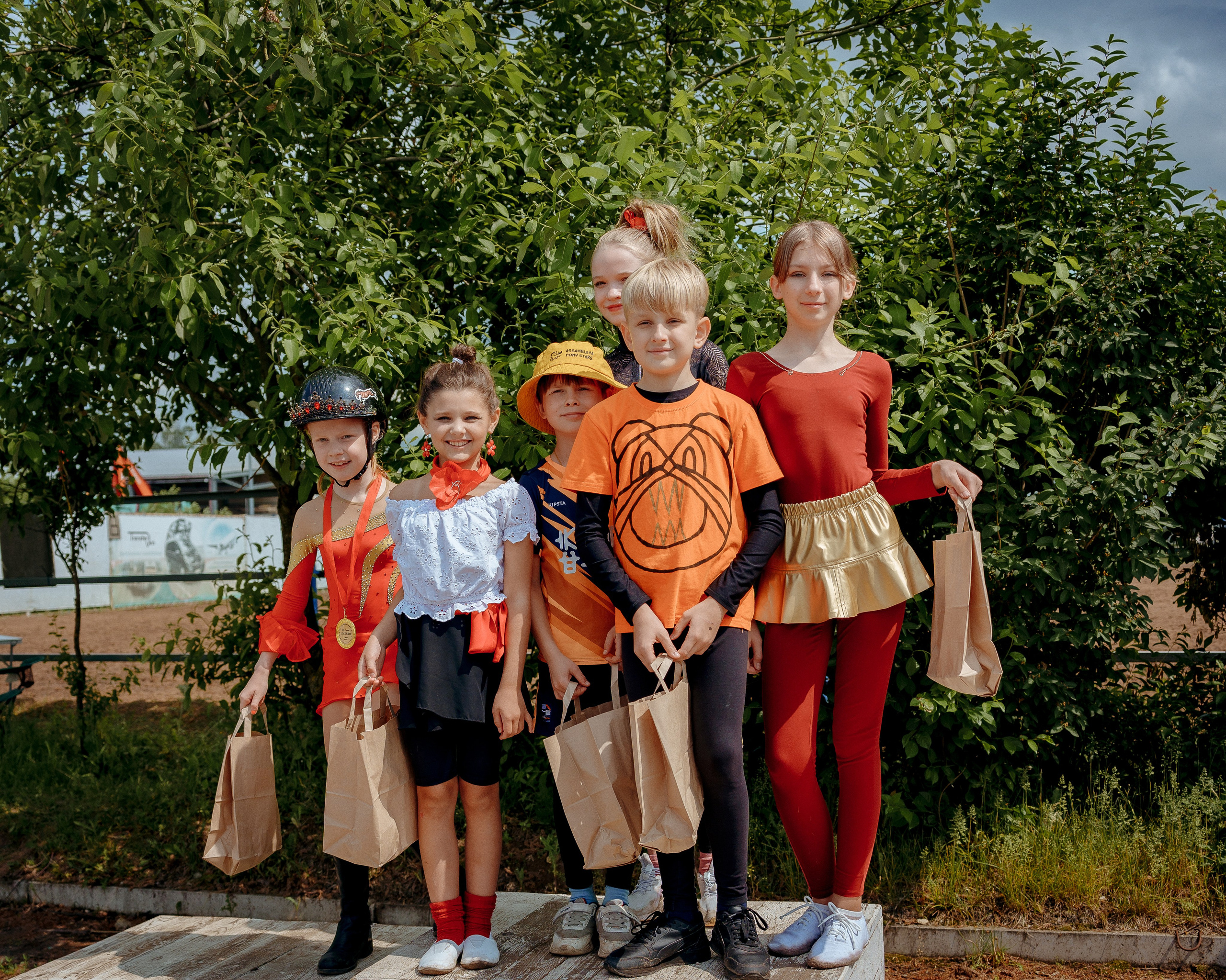 Конный клуб Горки. Портретный и семейный фотограф в Москве/Видное