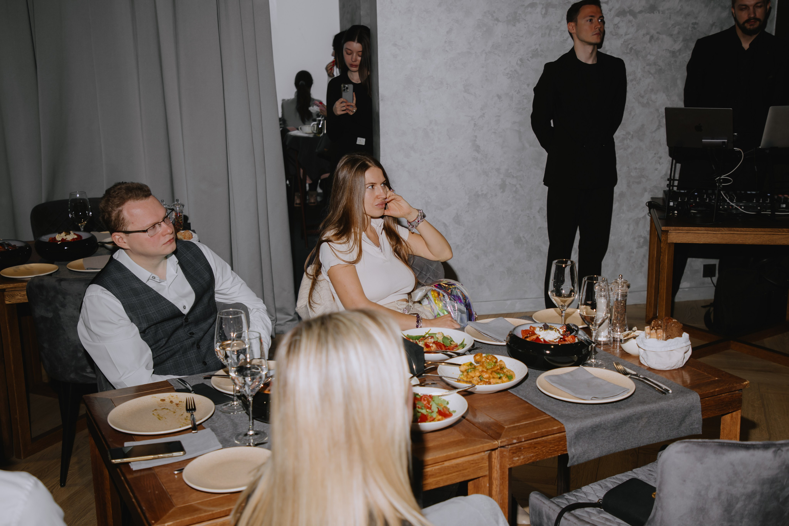 Бизнес завтрак на 89 этаже. Фотограф в Москве и Санкт-Петербурге Дарина