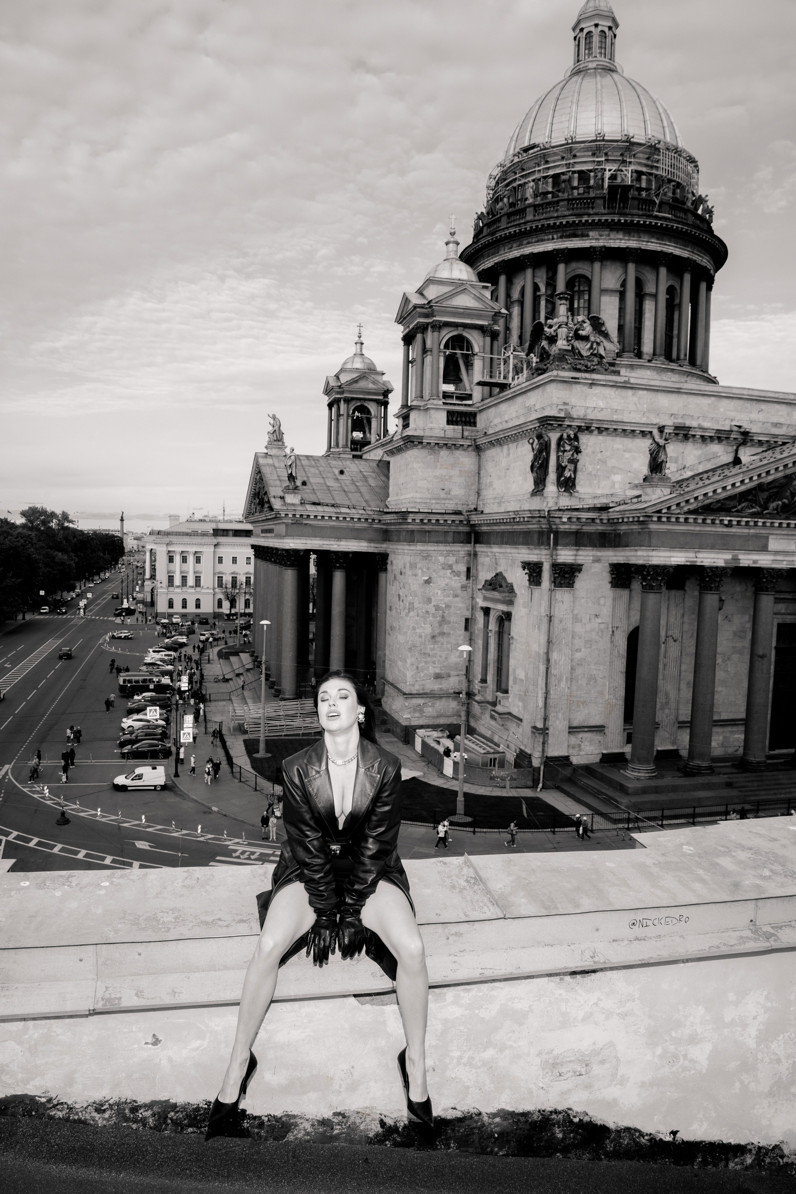 Вероника (съемка на крыше). Фотограф в Москве и Санкт-Петербурге Дарина