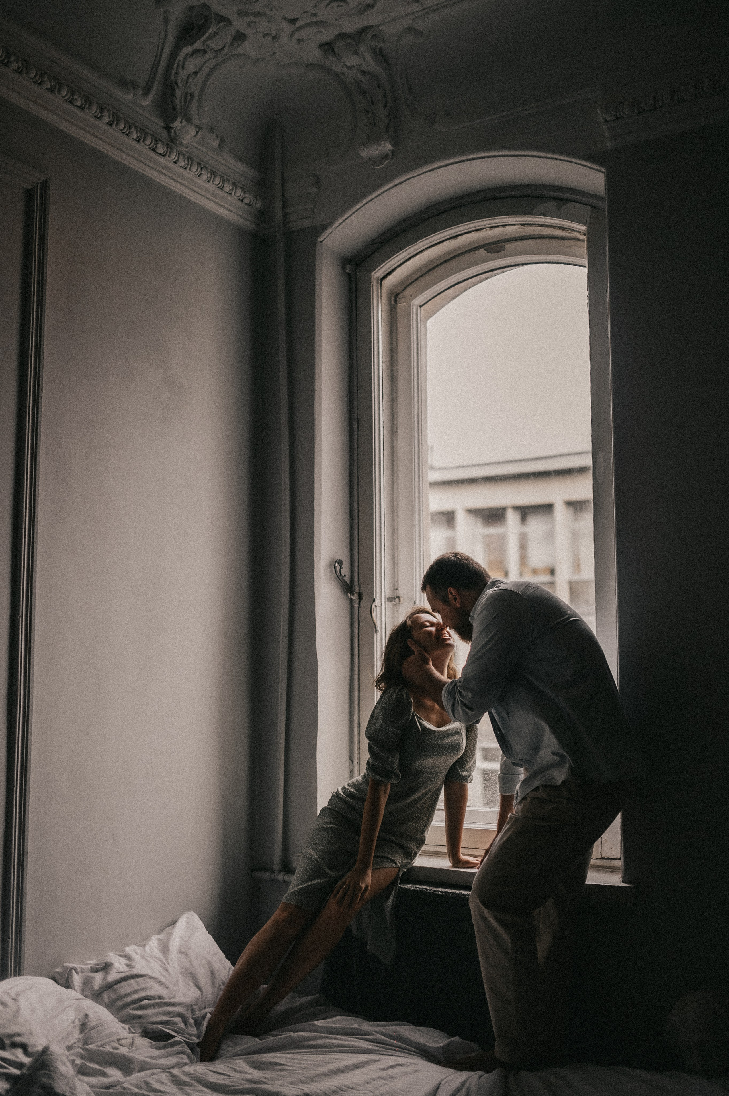 Лавстори в питерской студии. Семейный и свадебный lifestyle-фотограф в Москве Мария Петрова