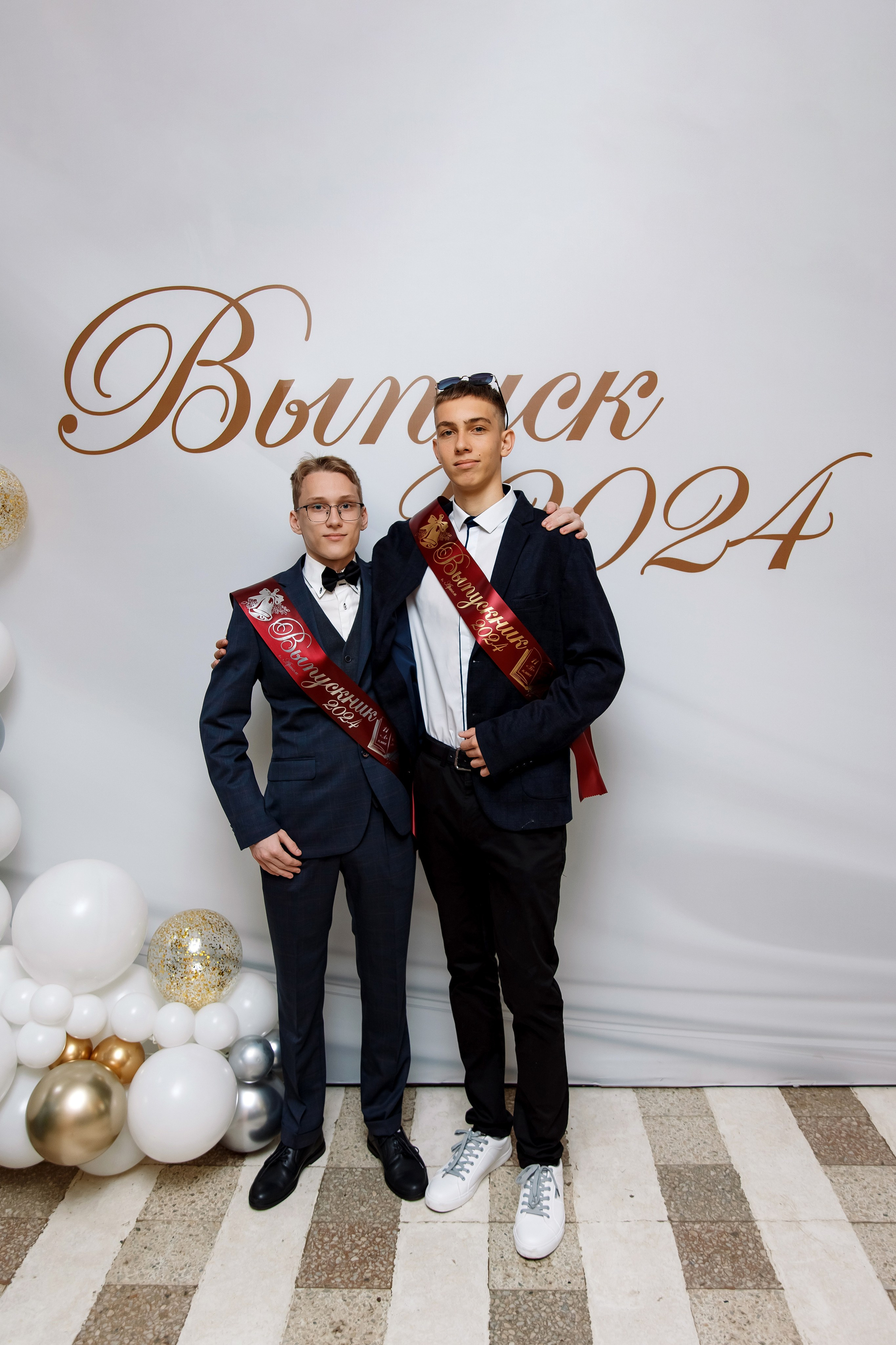 11 класс Последний звонок. Фотограф Любовь Корниенко, Примоский край