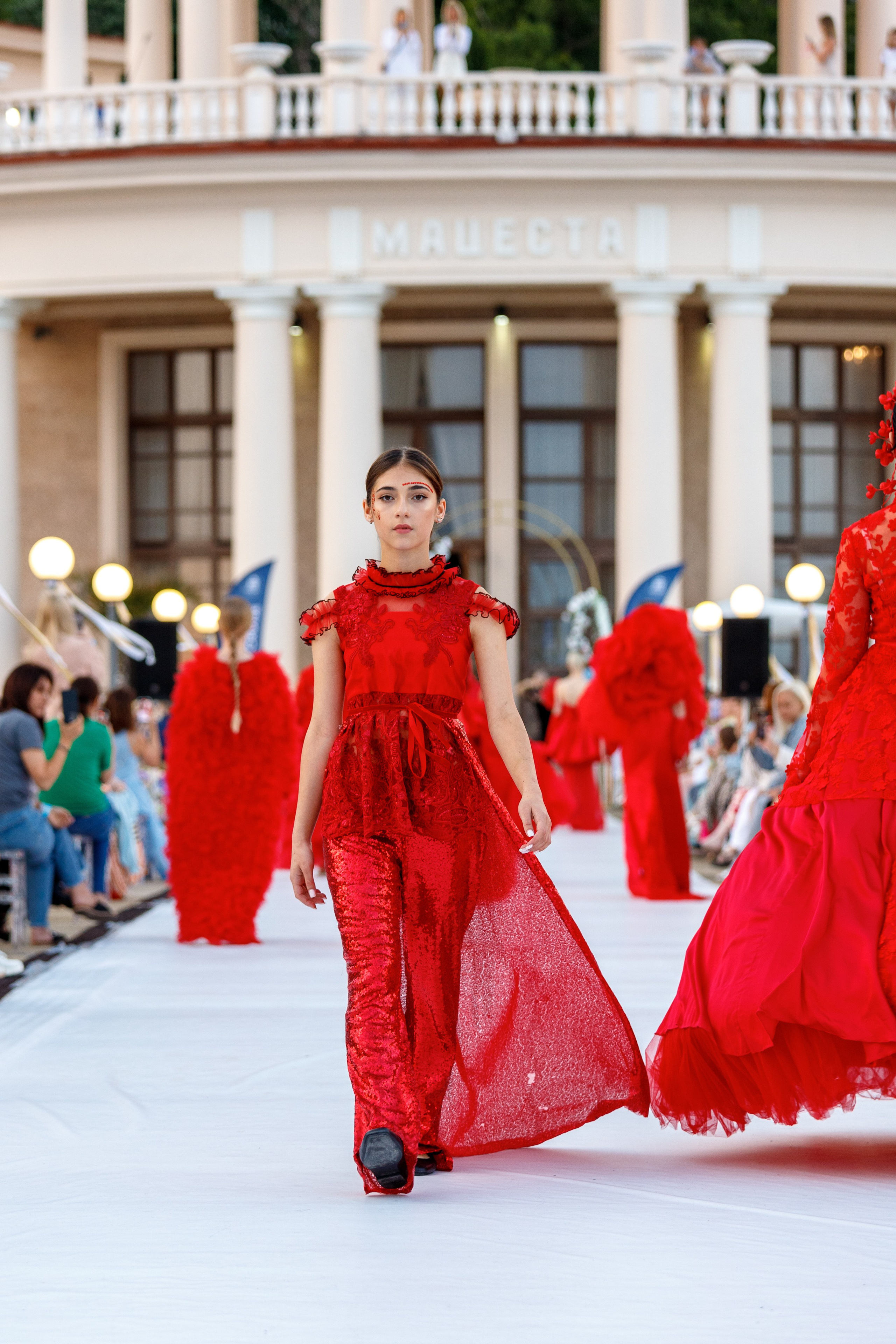 29 Fashion Cruise. Интерьерный и фуд фотограф в Иркутске Дмитрий Арно