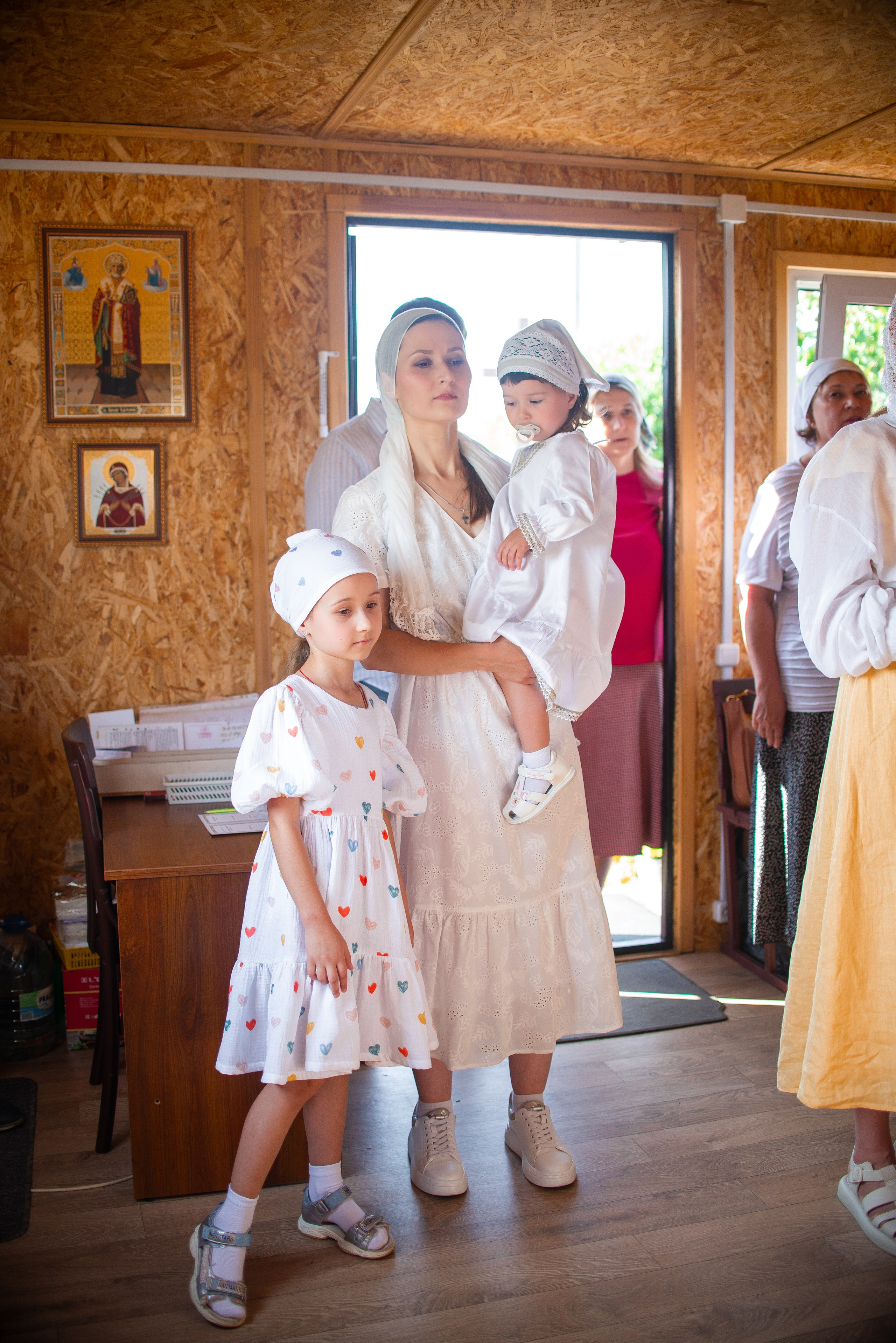 Крещение Марии Дроздово. Семейный фотограф на выписку из роддома и крещение Минск Настя Гришук