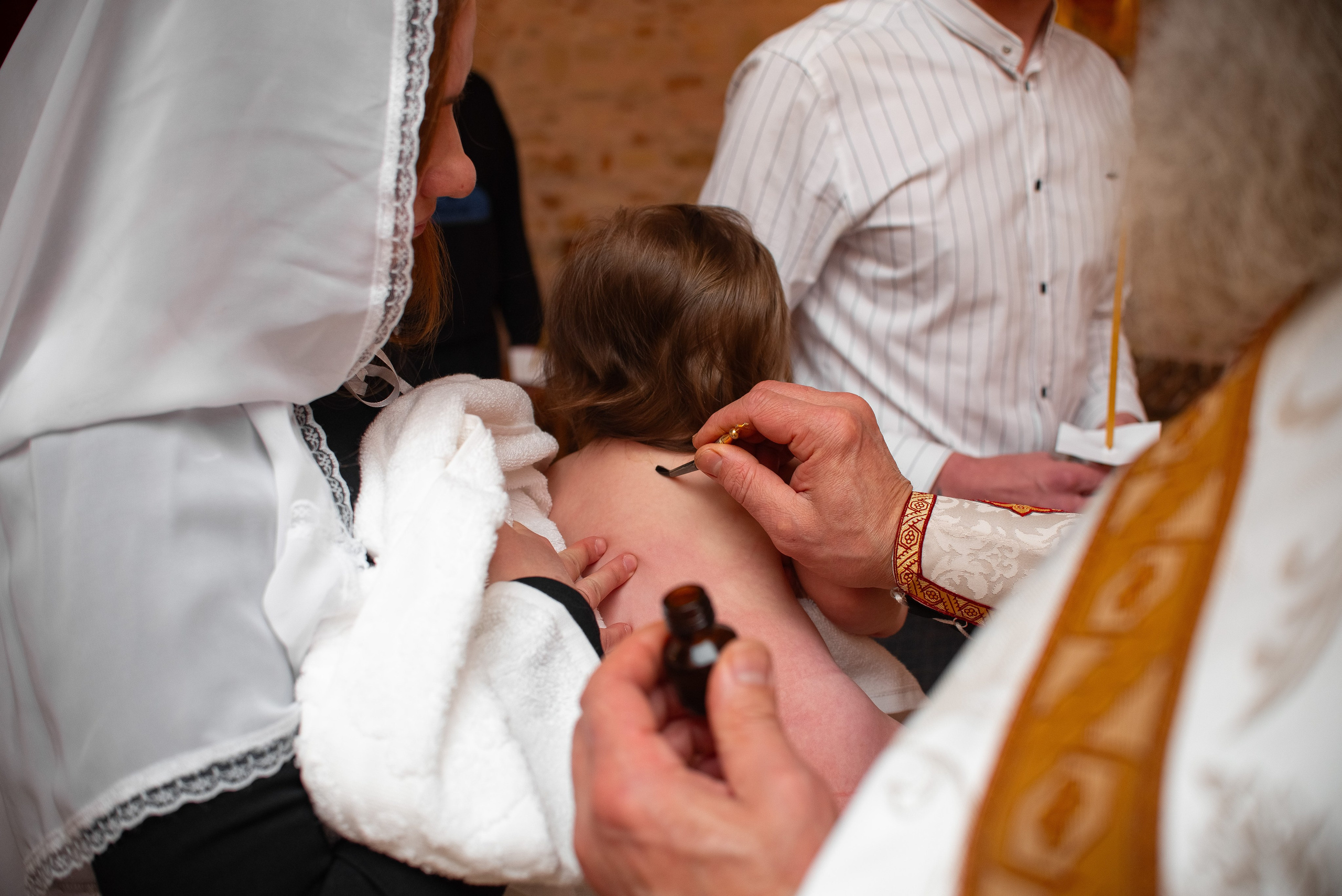 Крещение Василисы в Свято-Елисаветинском монастыре. Семейный фотограф на выписку из роддома и крещение Минск Настя Гришук