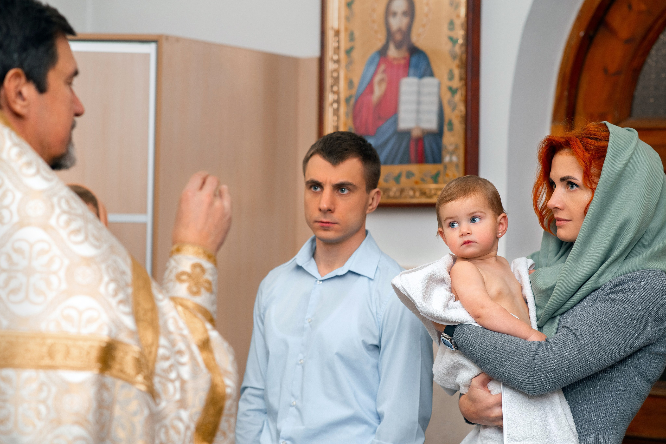 Крещение Настюши в храме Марии Магдалены. Семейный фотограф на выписку из роддома и крещение Минск Настя Гришук