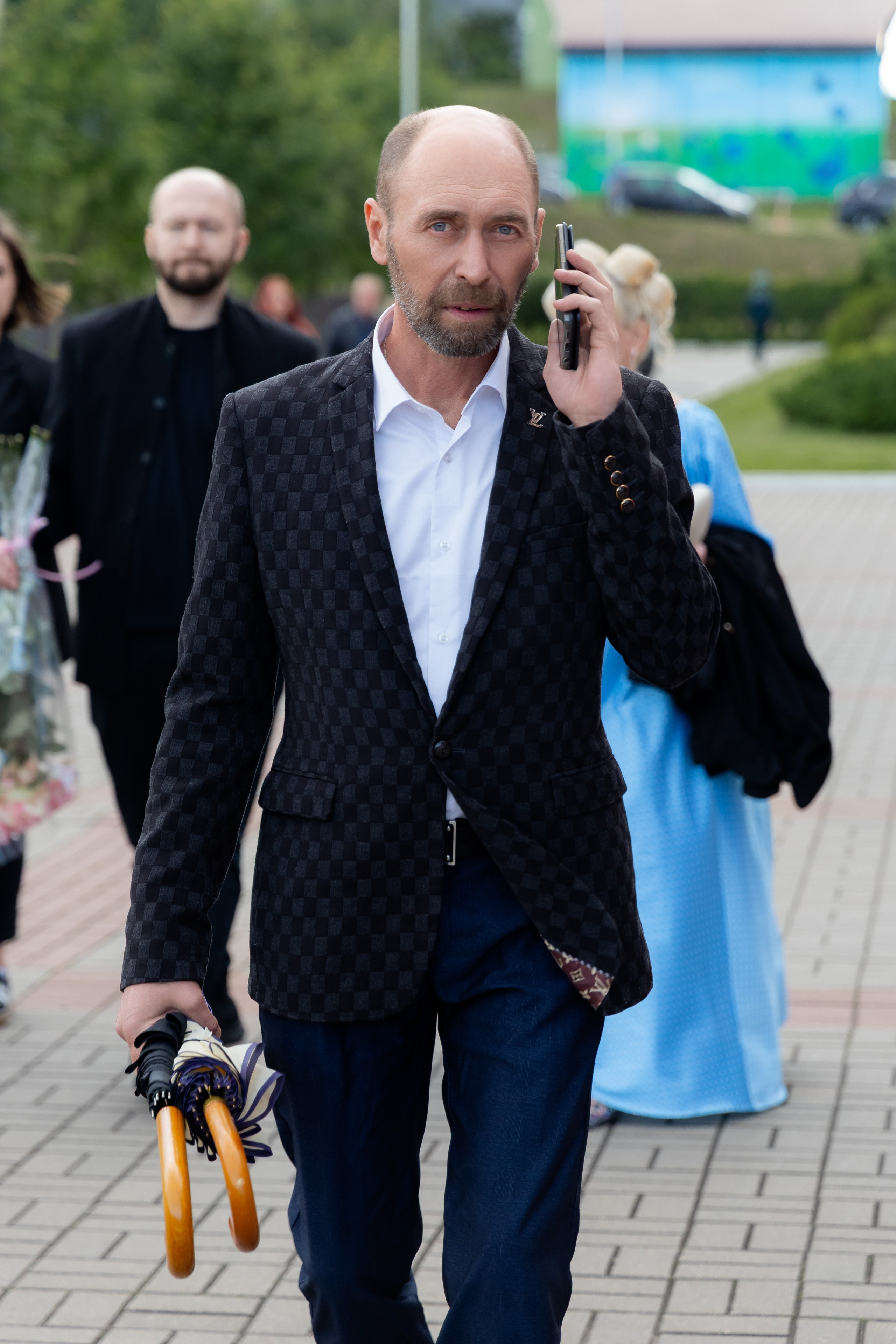 Школьный выпускной 2025 год в Минске, Беларуси. Свадебный фотограф в Минске/Беларуси Сергей Спиридонов