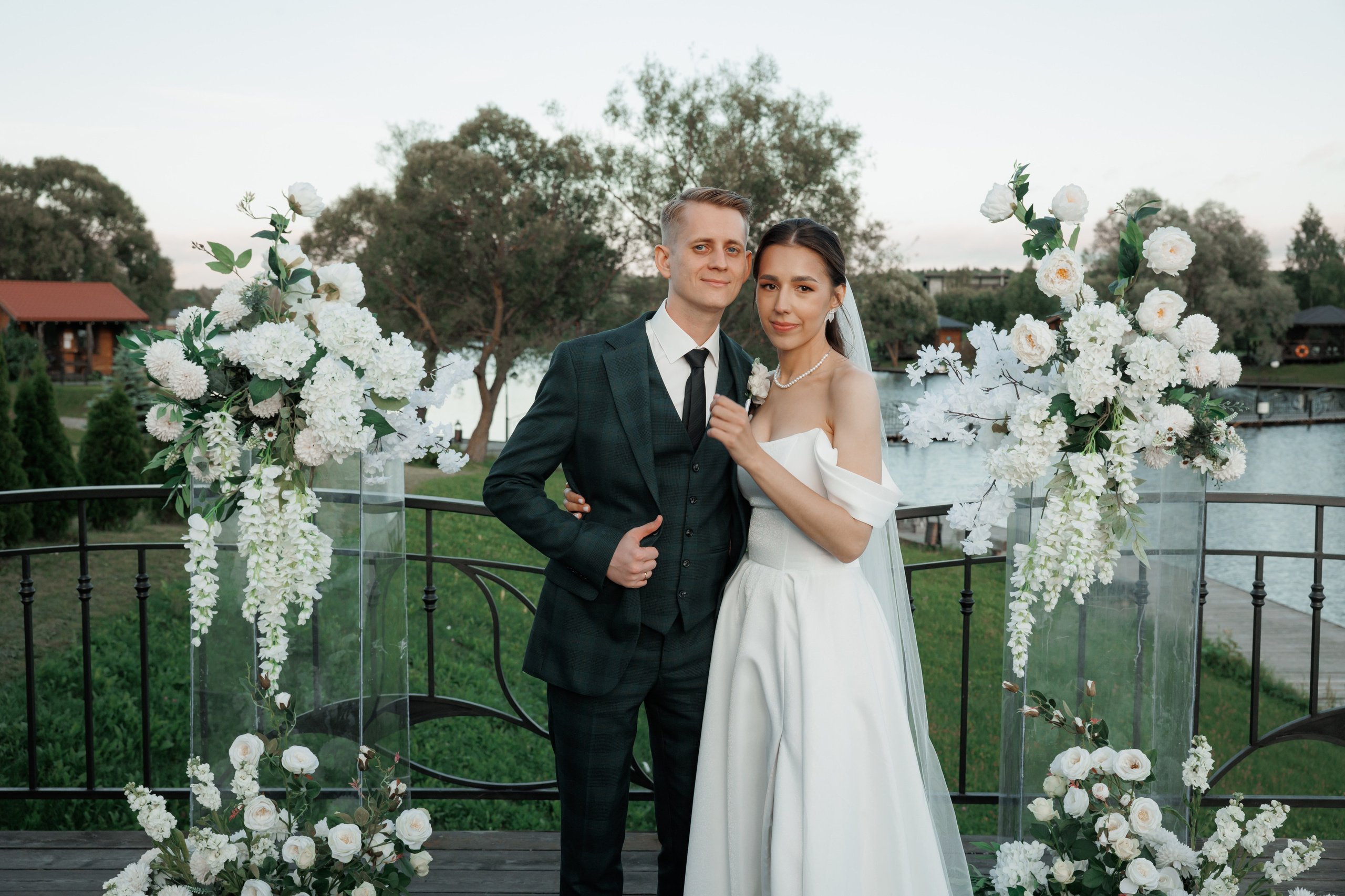 Регистрация в отеле Fish Point, ЗАГС Бутово, прогулка в Остафьево. Свадебный и репортажный фотограф (Москва, Королев и другие)