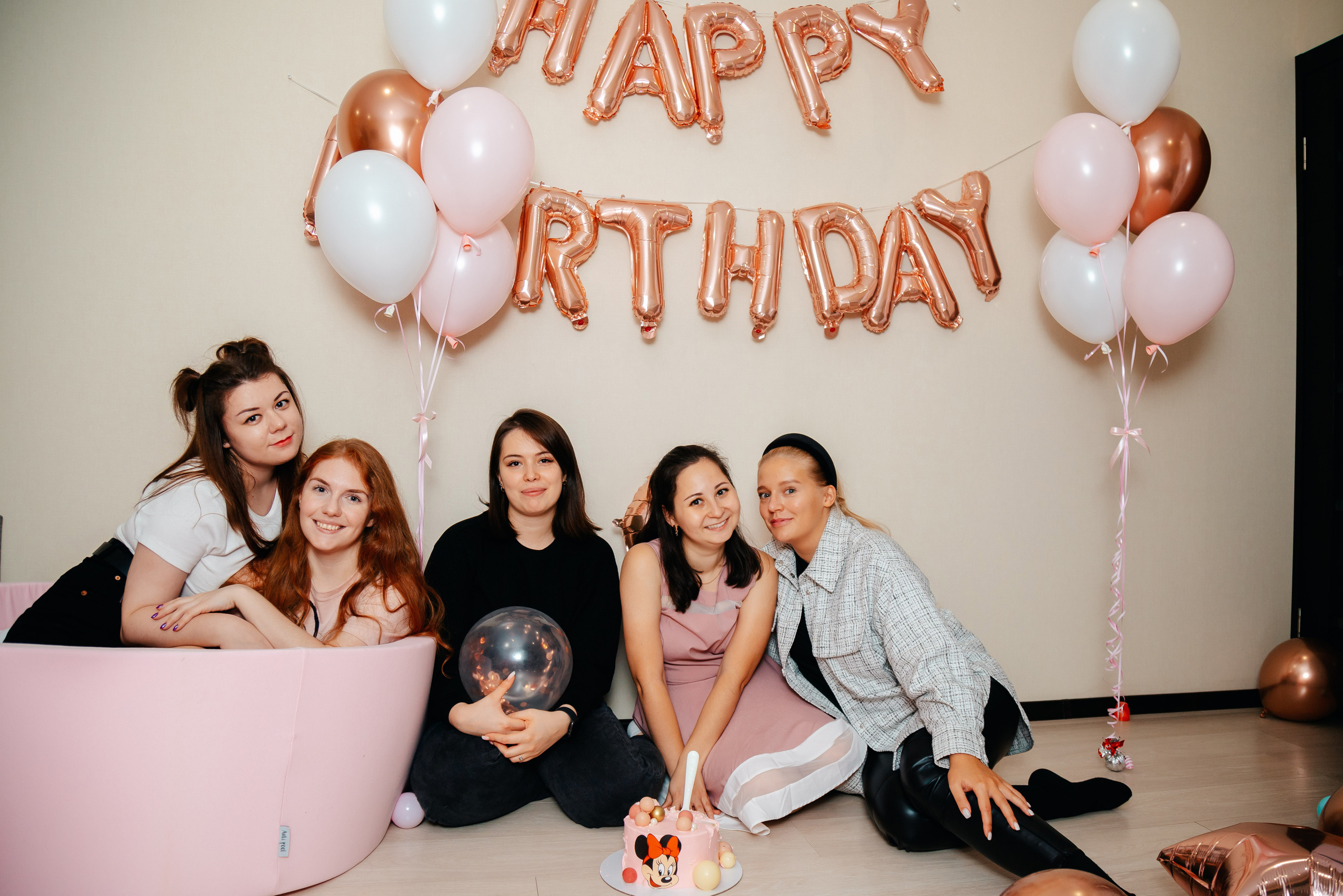 День Рождения Карины. Домашний фоторепортаж. Семейный lifestyle фотограф в Санкт-Петербурге Людмила Пахомова