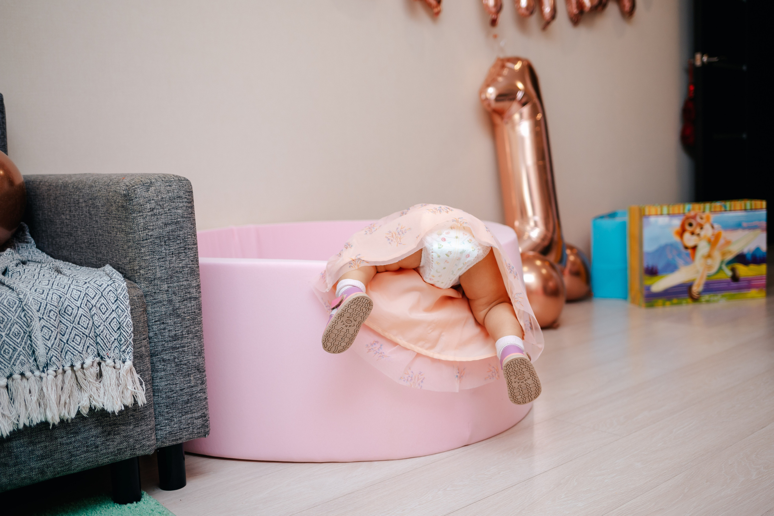 День Рождения Карины. Домашний фоторепортаж. Семейный lifestyle фотограф в Санкт-Петербурге Людмила Пахомова