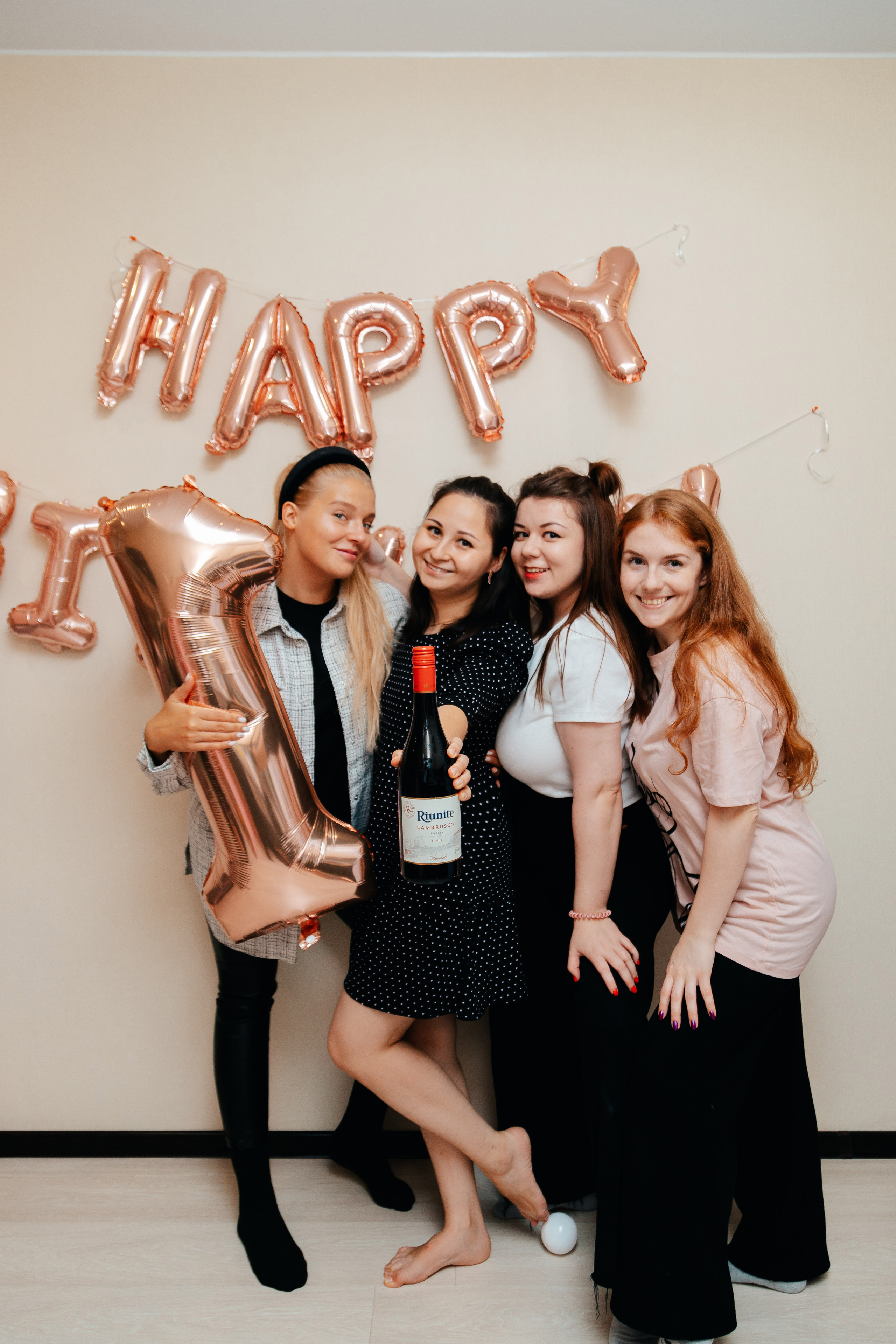 День Рождения Карины. Домашний фоторепортаж. Семейный lifestyle фотограф в Санкт-Петербурге Людмила Пахомова