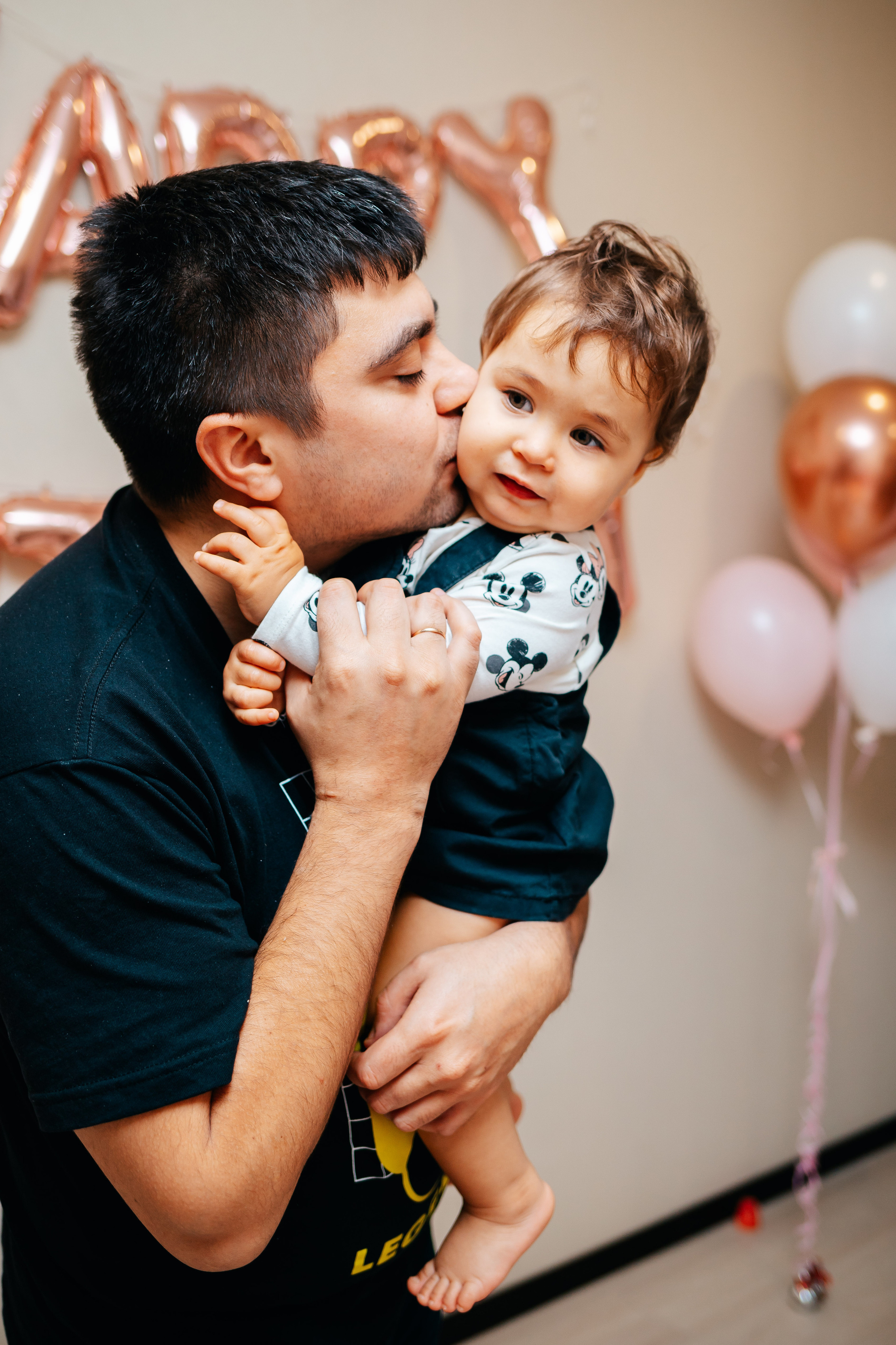 День Рождения Карины. Домашний фоторепортаж. Семейный lifestyle фотограф в Санкт-Петербурге Людмила Пахомова