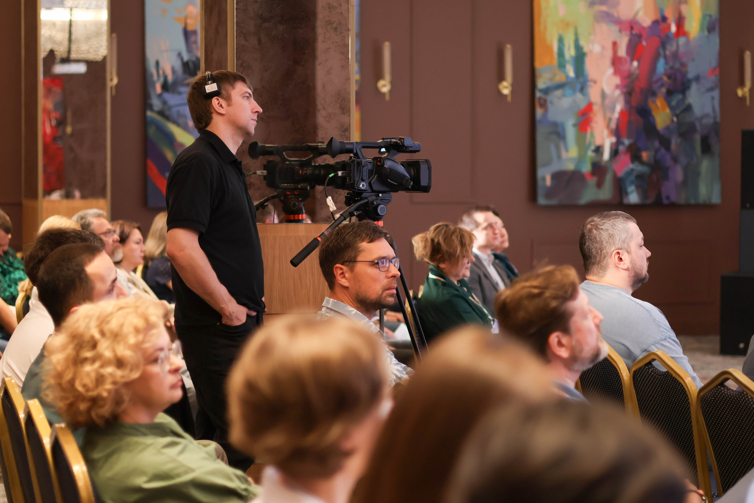 Конференция. Mintonov's Film Studio