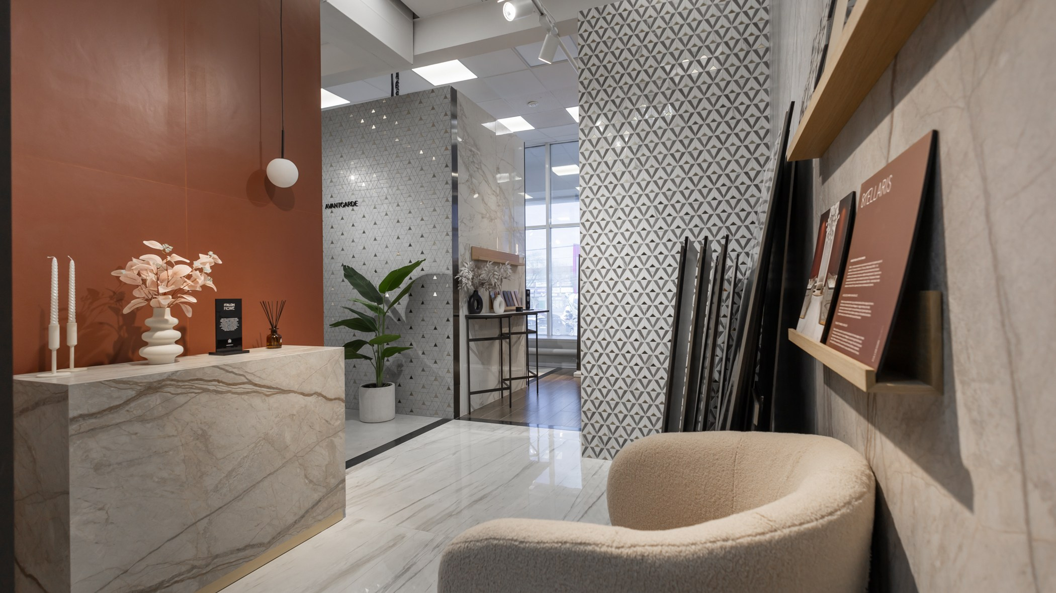 Интерьерная. Фотограф свадебный, репортажный, индивидуальный, фото для маркетплейсов, брендов, автосалонов