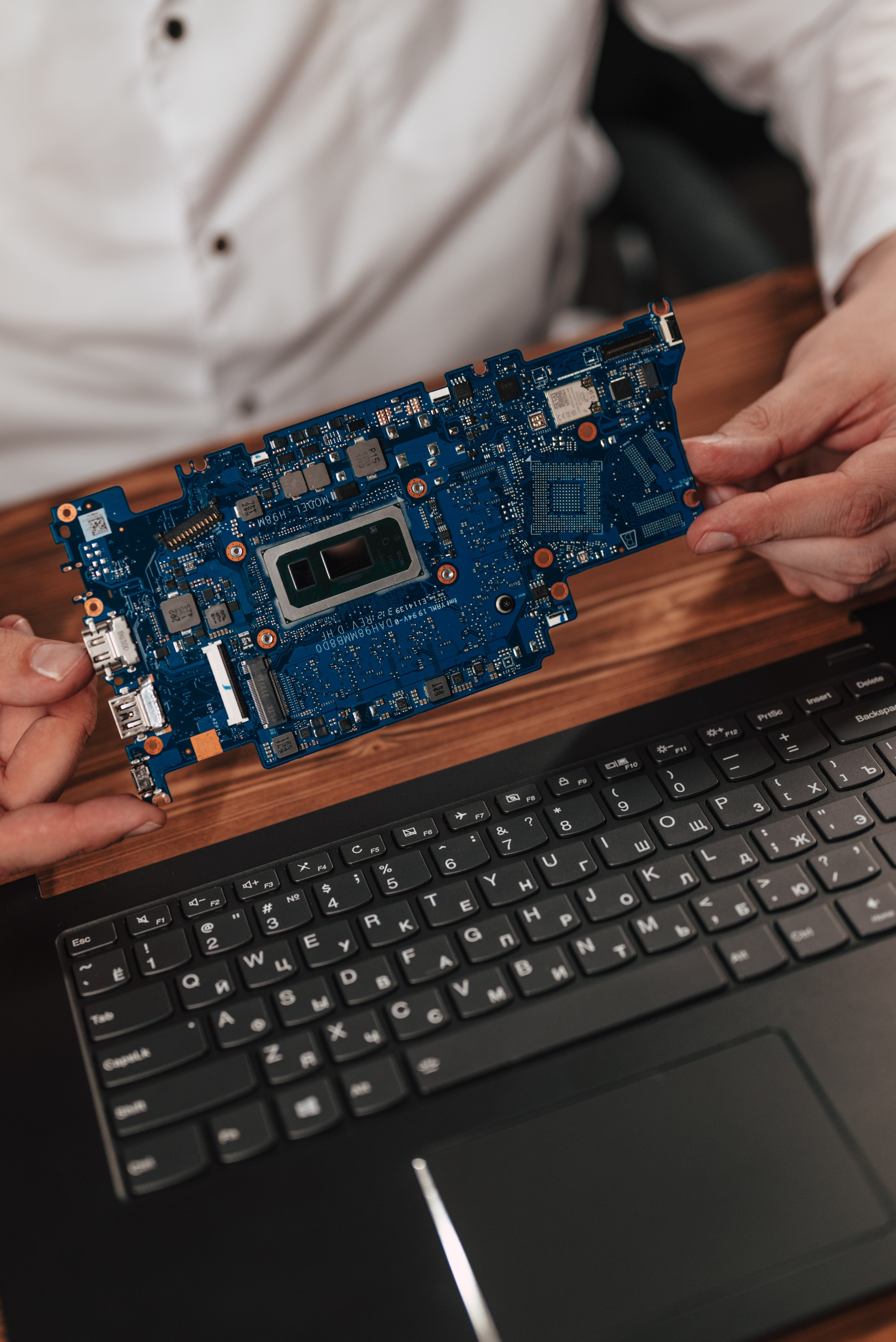 Ремонт техники. Юлия Суббоцкая