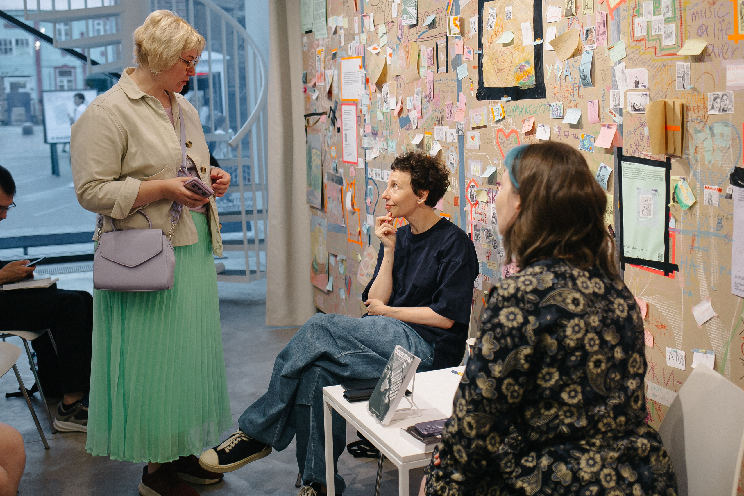 07.06.2024 Презентация книги «Балконы: почему они у нас такие?». Книжный клуб